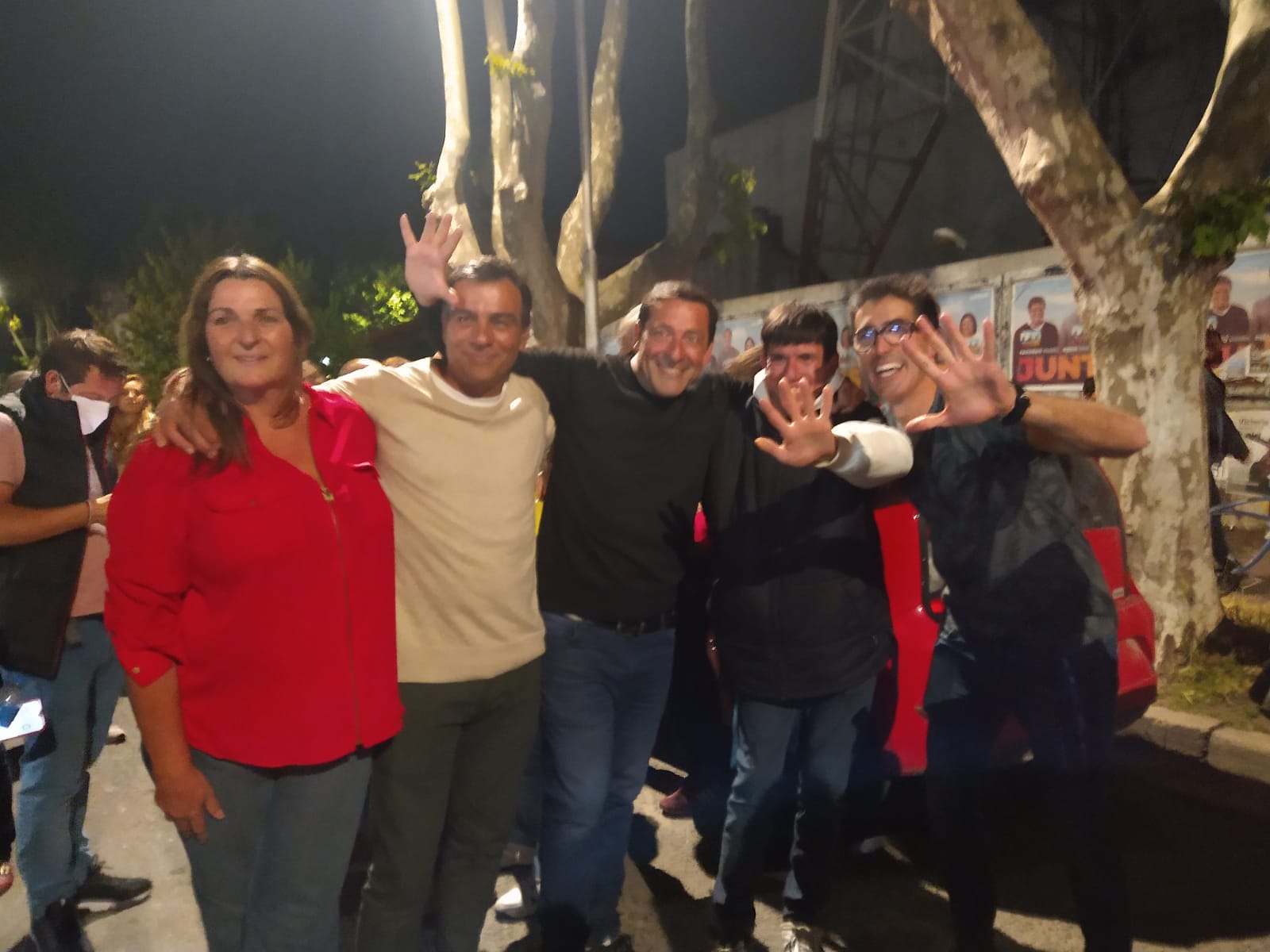 Sánchez Charró festeja el triunfo de Juntos en General Alvarado.