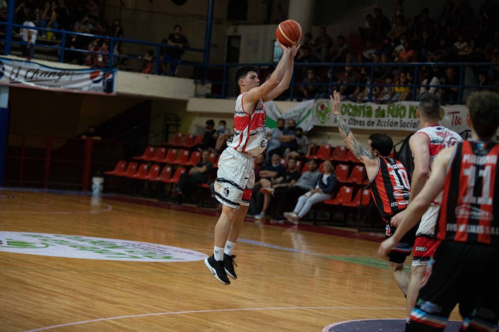 Agustín Jara fue de lo mejor de Quilmes en Viedma.