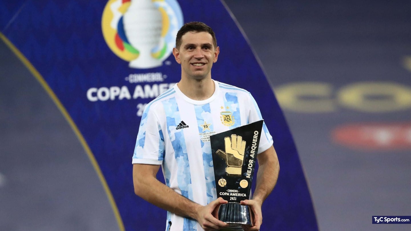 "Dibu" Martínez, el mejor arquero de la Copa América 2021.