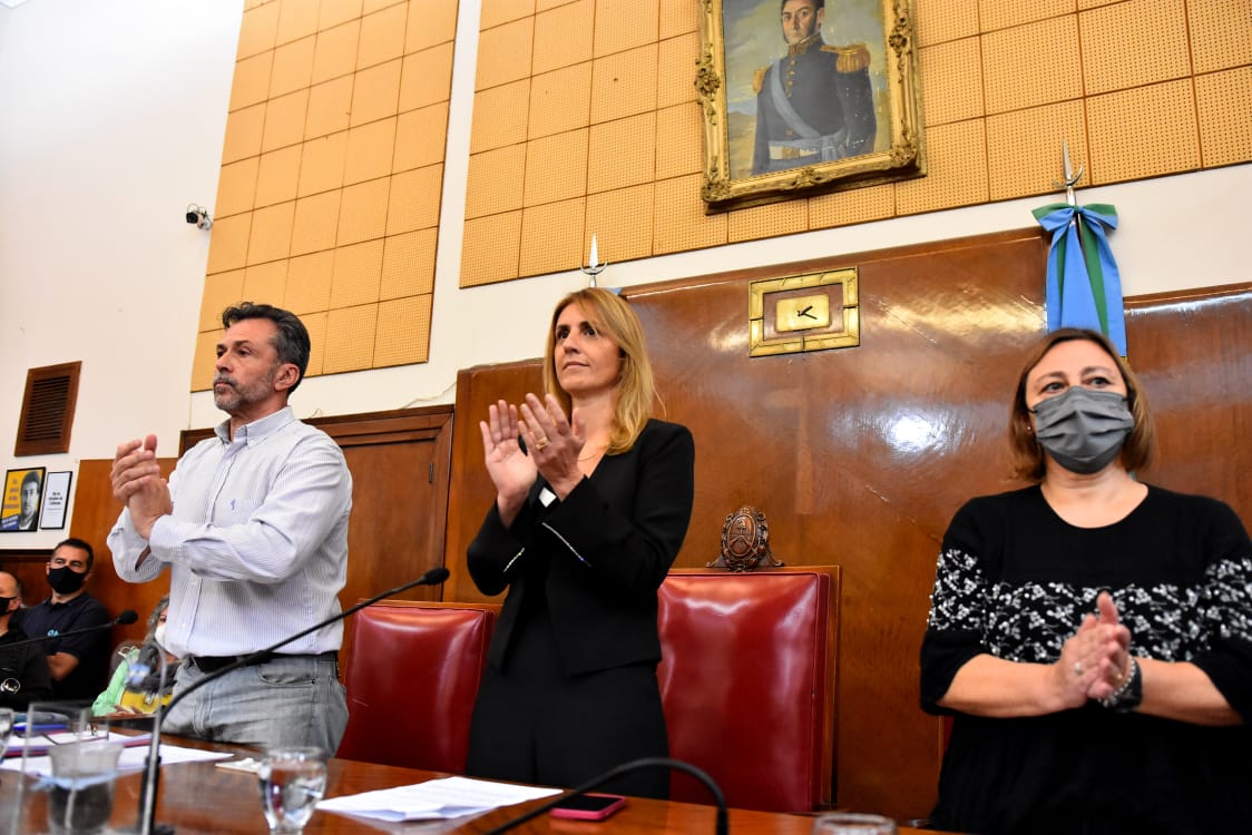 La sesión fue presidida por Marina Sánchez Herrero y el documento único fue leído por el secretario, Norberto Pérez. 