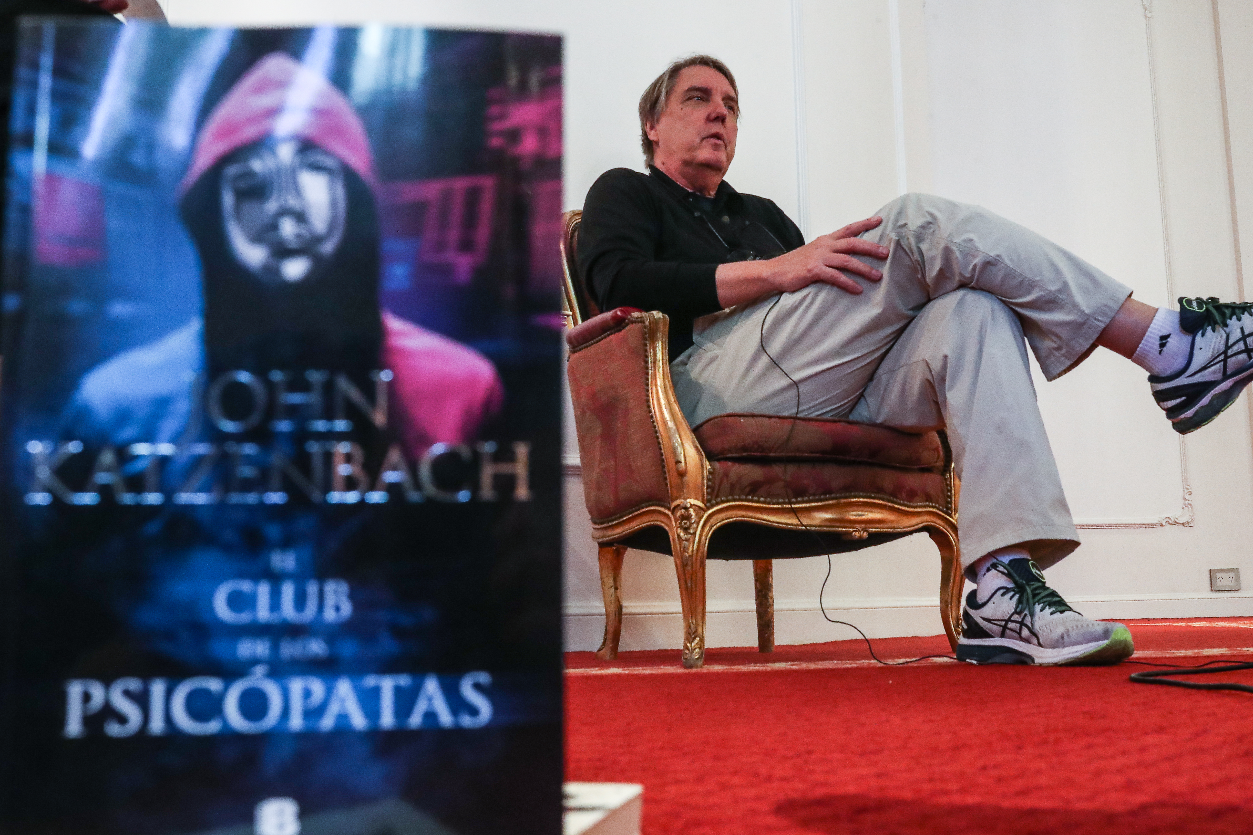 John Katzenbach: "Creo que todos estamos fascinados por el crimen"