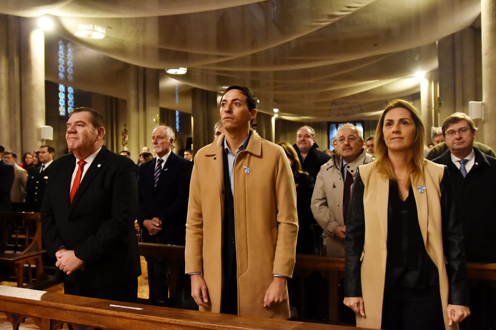 El intendente Guillermo Montenegro, el senador Ariel Bordaisco y la presidenta del Concejo Deliberante, Marina Sánchez Herrero, en el Tedeum. 