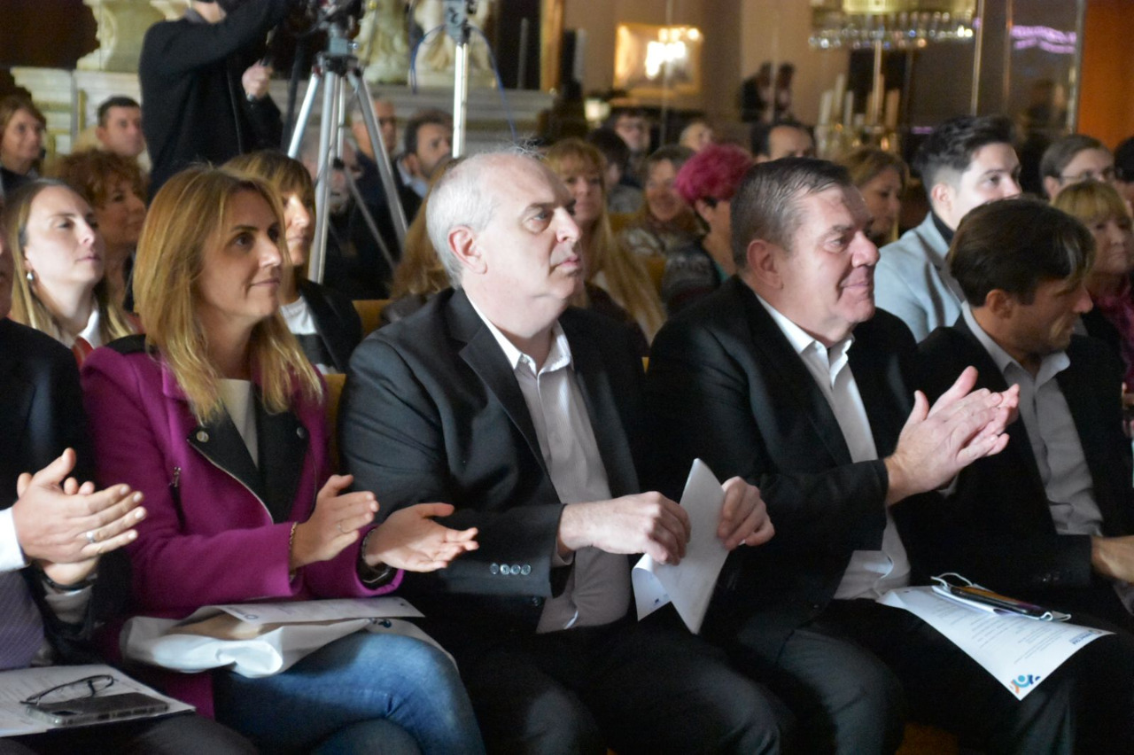 Marina Sánchez Herrero, Alejandro Rabinovich y Guillermo Montenegro.