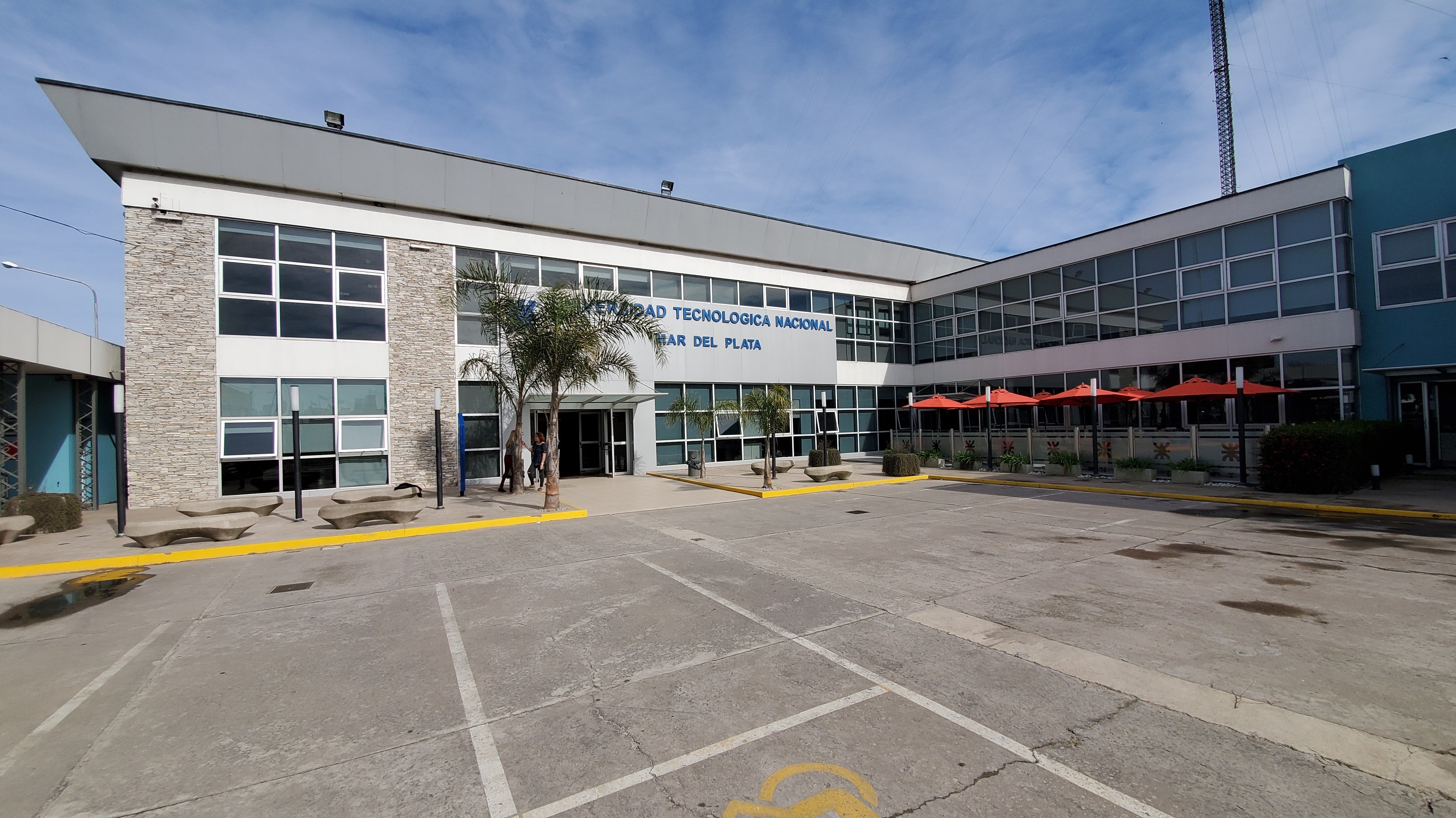 Sede regional de la Universidad Tecnológica Nacional (UTN).
