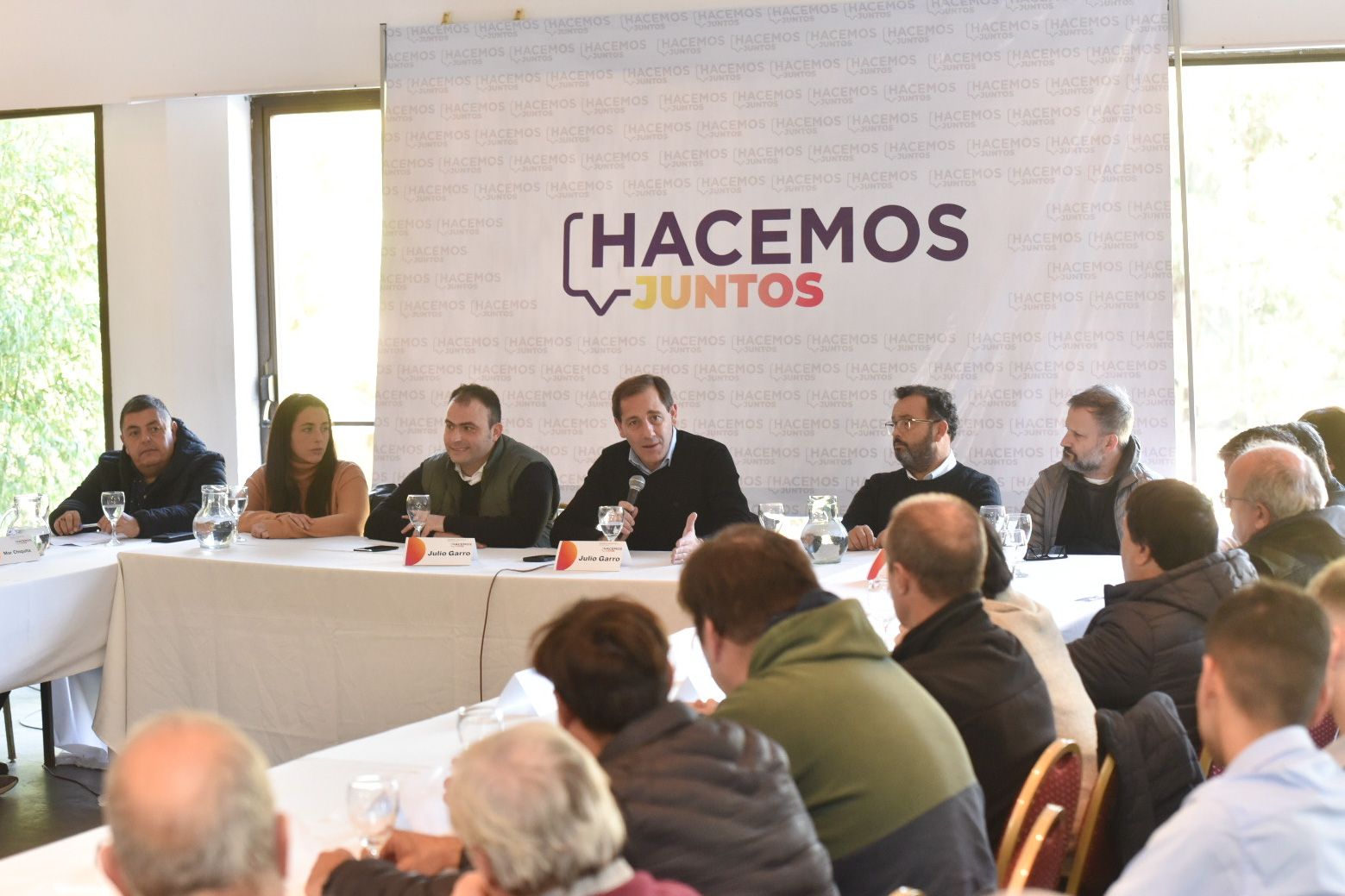 Julio Garro encabezó un plenario en Tandil.