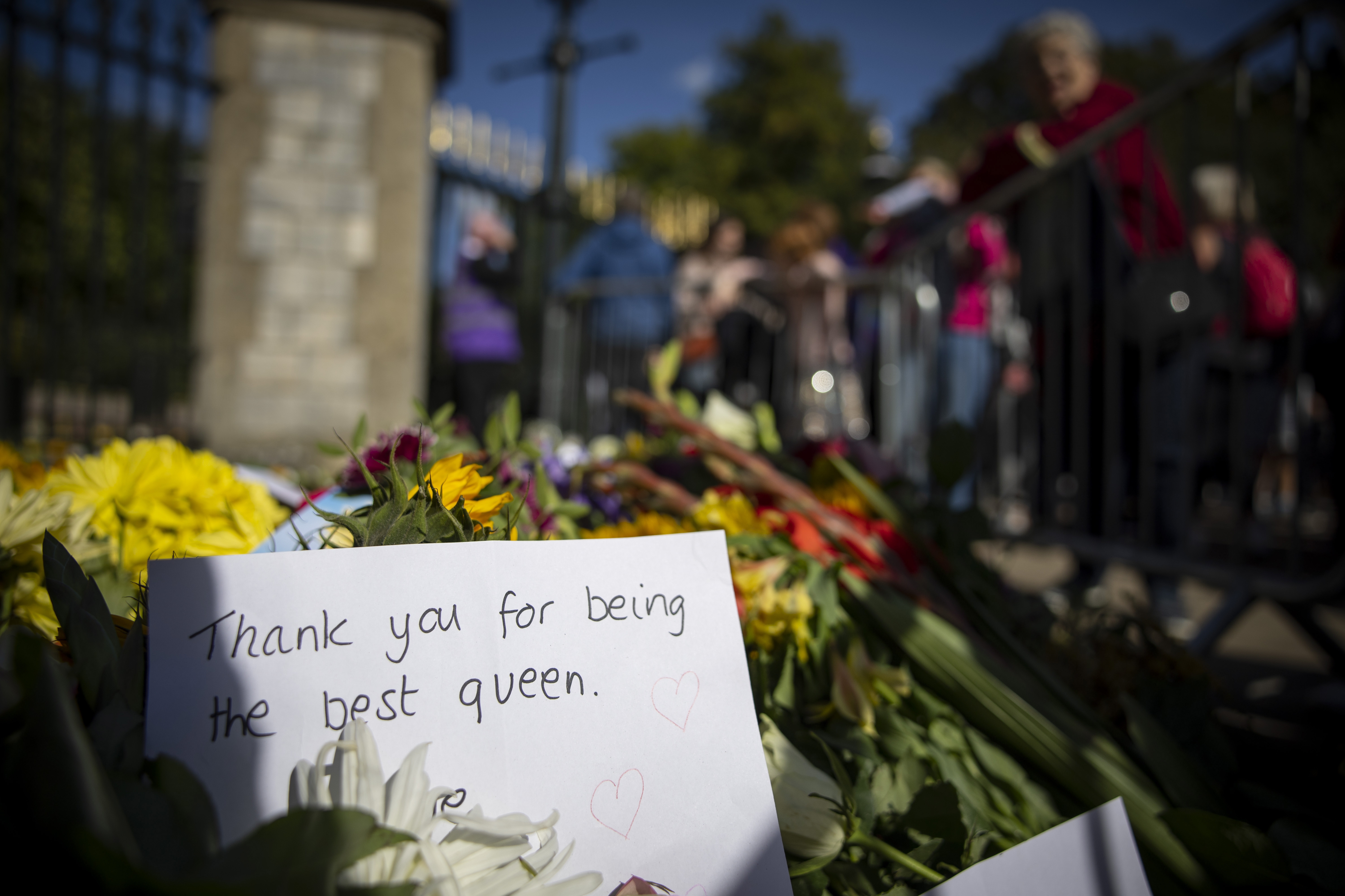 Windsor prepares for late Queen Elizabeth II's funeral