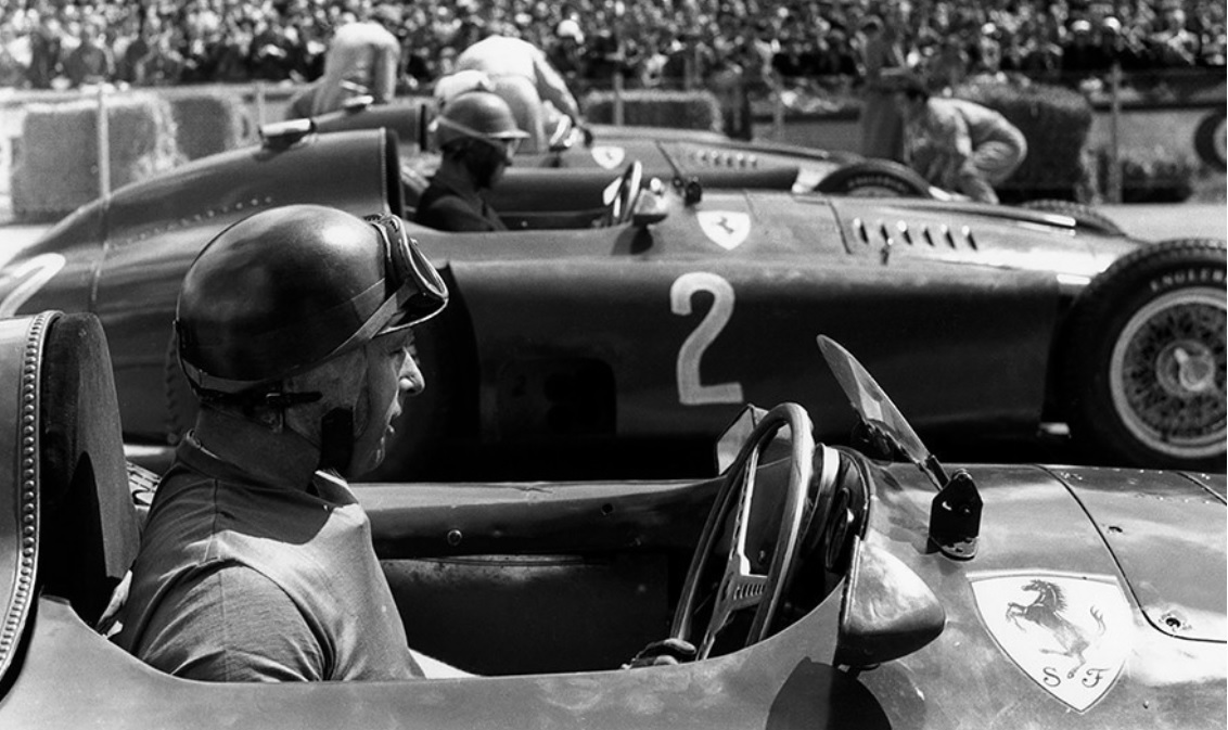 Fangio ganó en 1956 con Ferrari. 