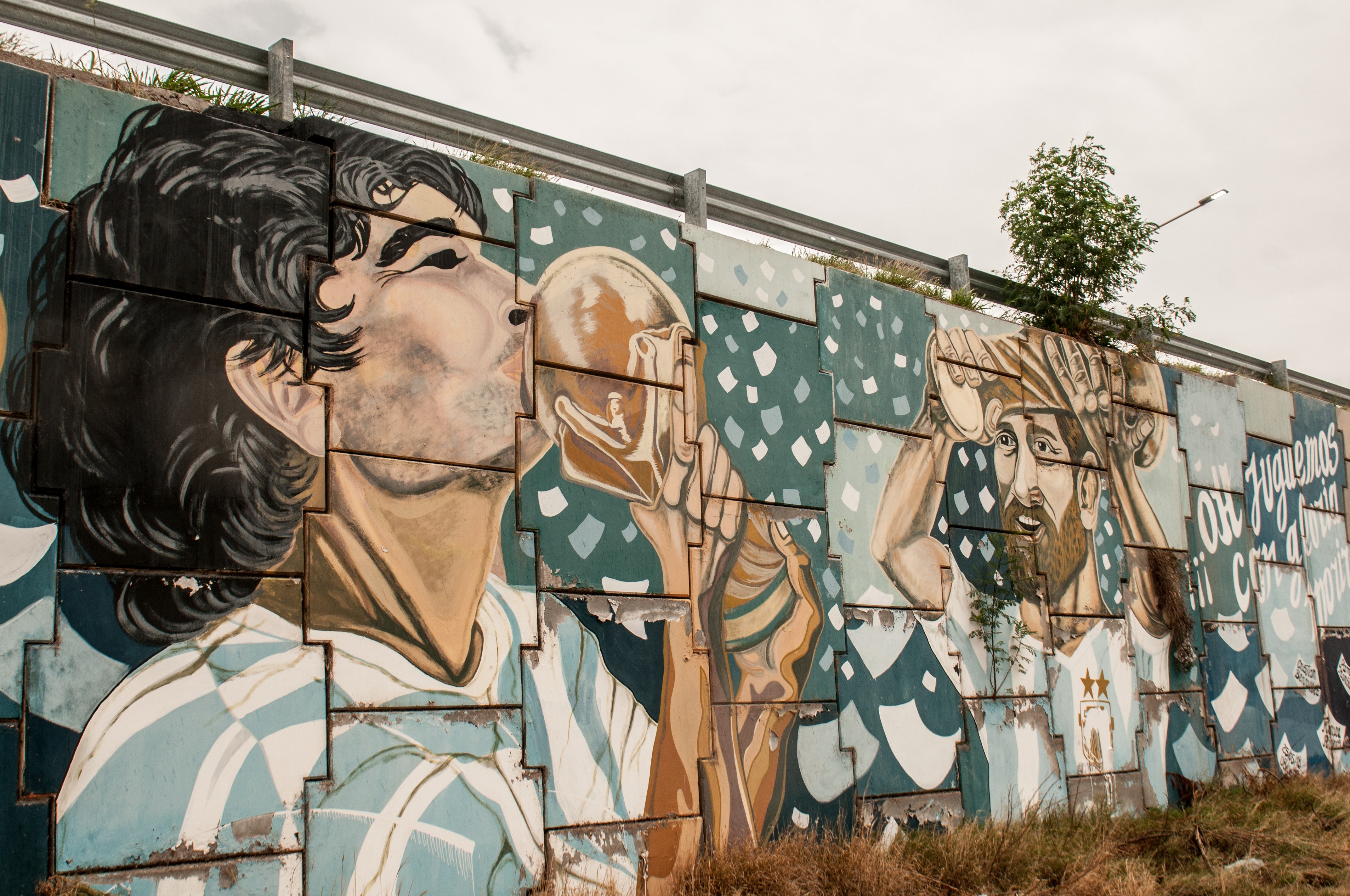 Maradona-mural-santiago