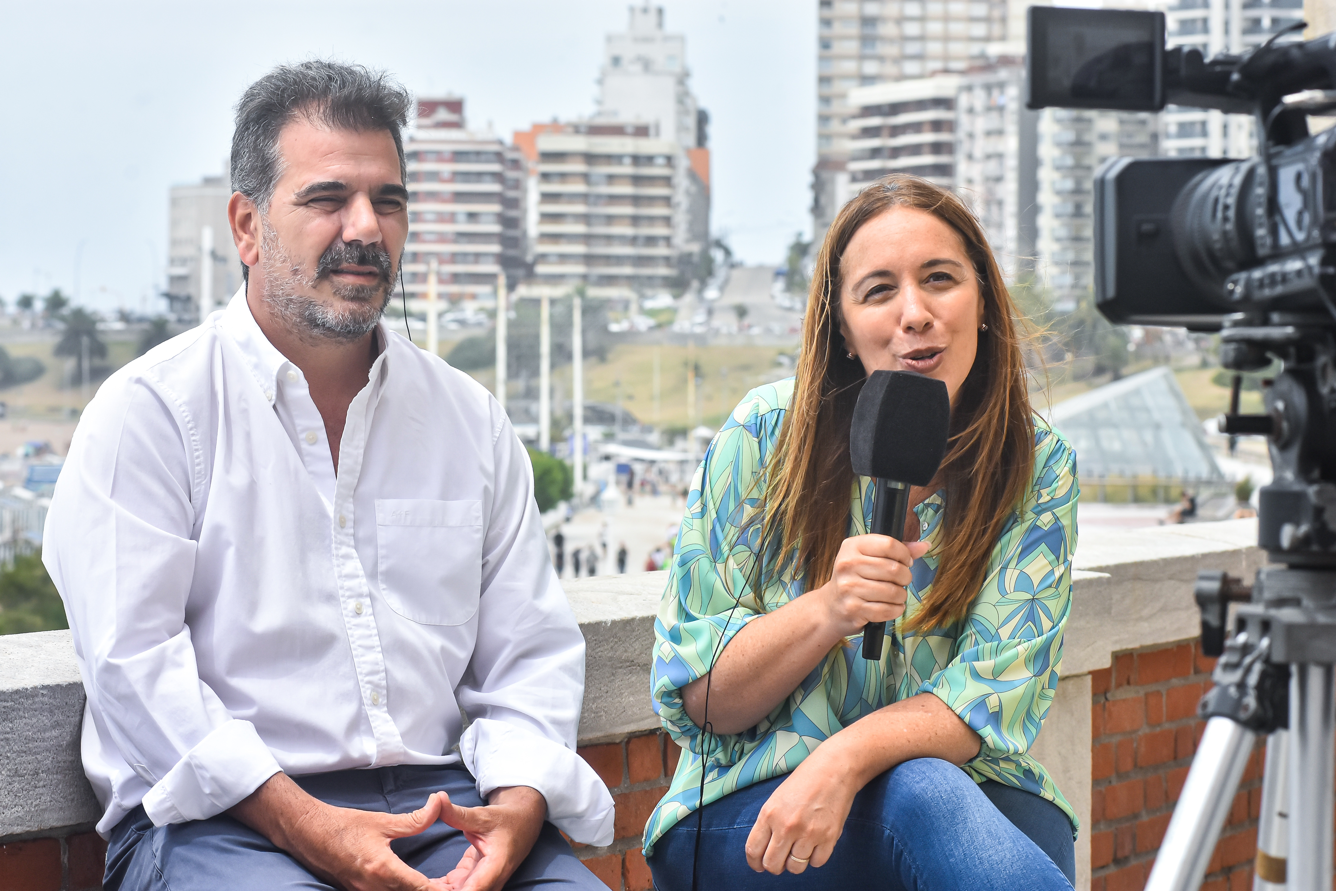 Cristian Ritondo y María Eugenia Vidal, ayer en la terraza del NG Gran Hotel Provincial.