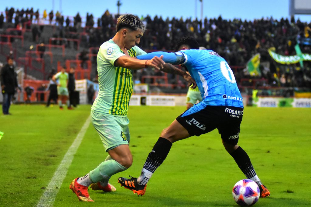 Tobías "Pesadilla" Cervera se ganó un lugar en el once titular. Por sus goles y su entrega.