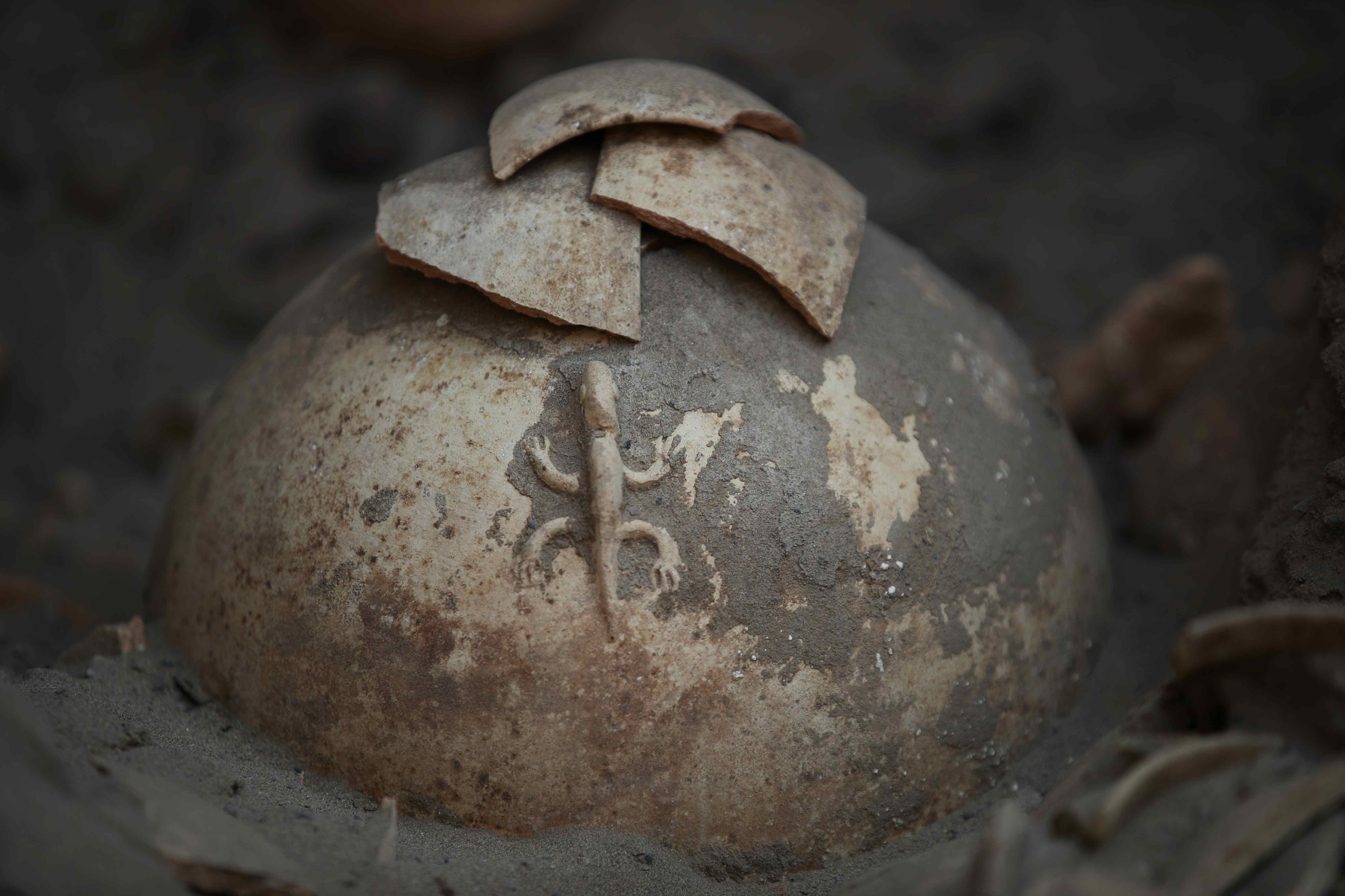 El hallazgo de la tumba de un señor del mar replantea los enigmas sobre el Perú preincaico