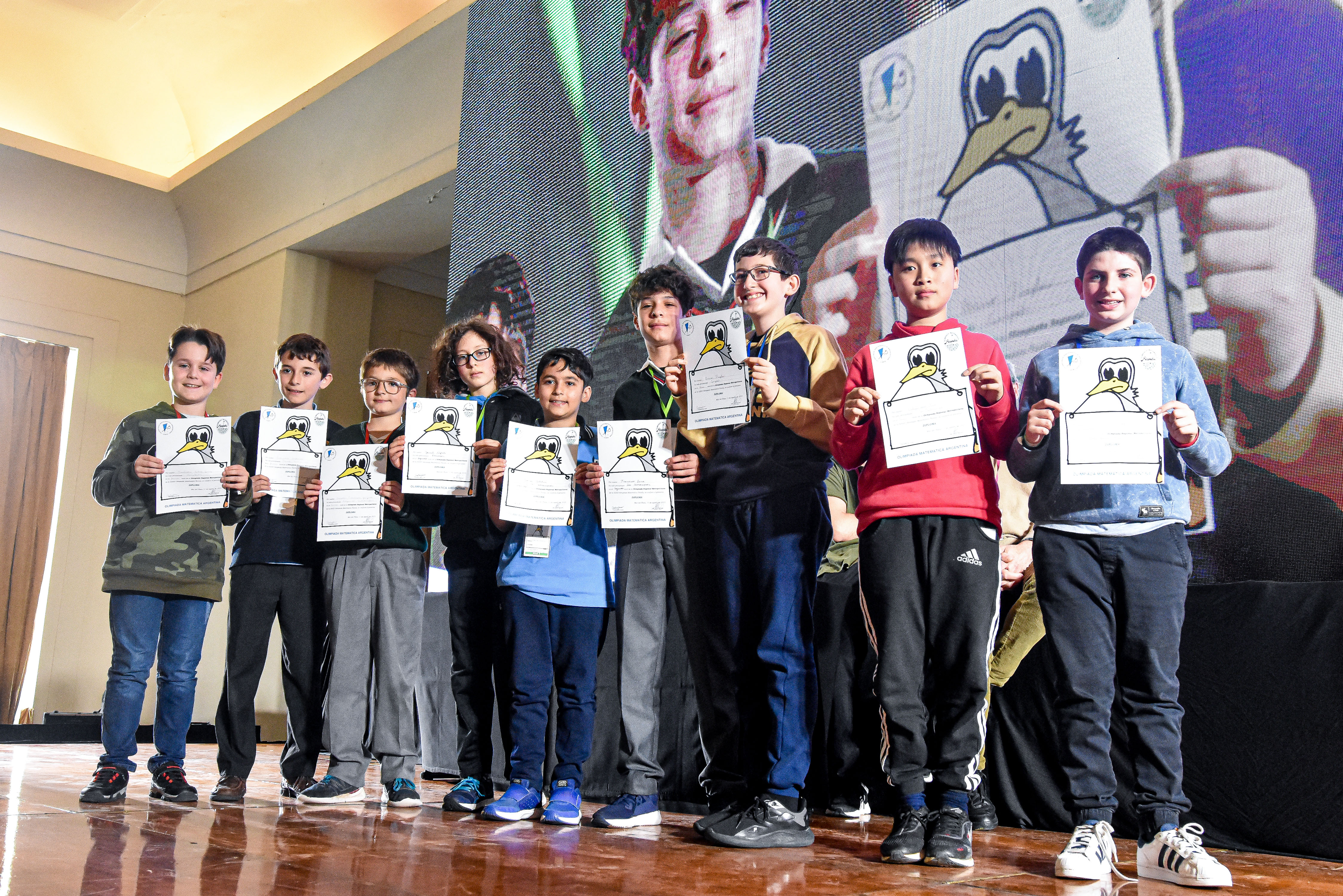 Los campeones y subcampeones de los tres niveles de la XXXII Olimpíada Matemática Ñandú.