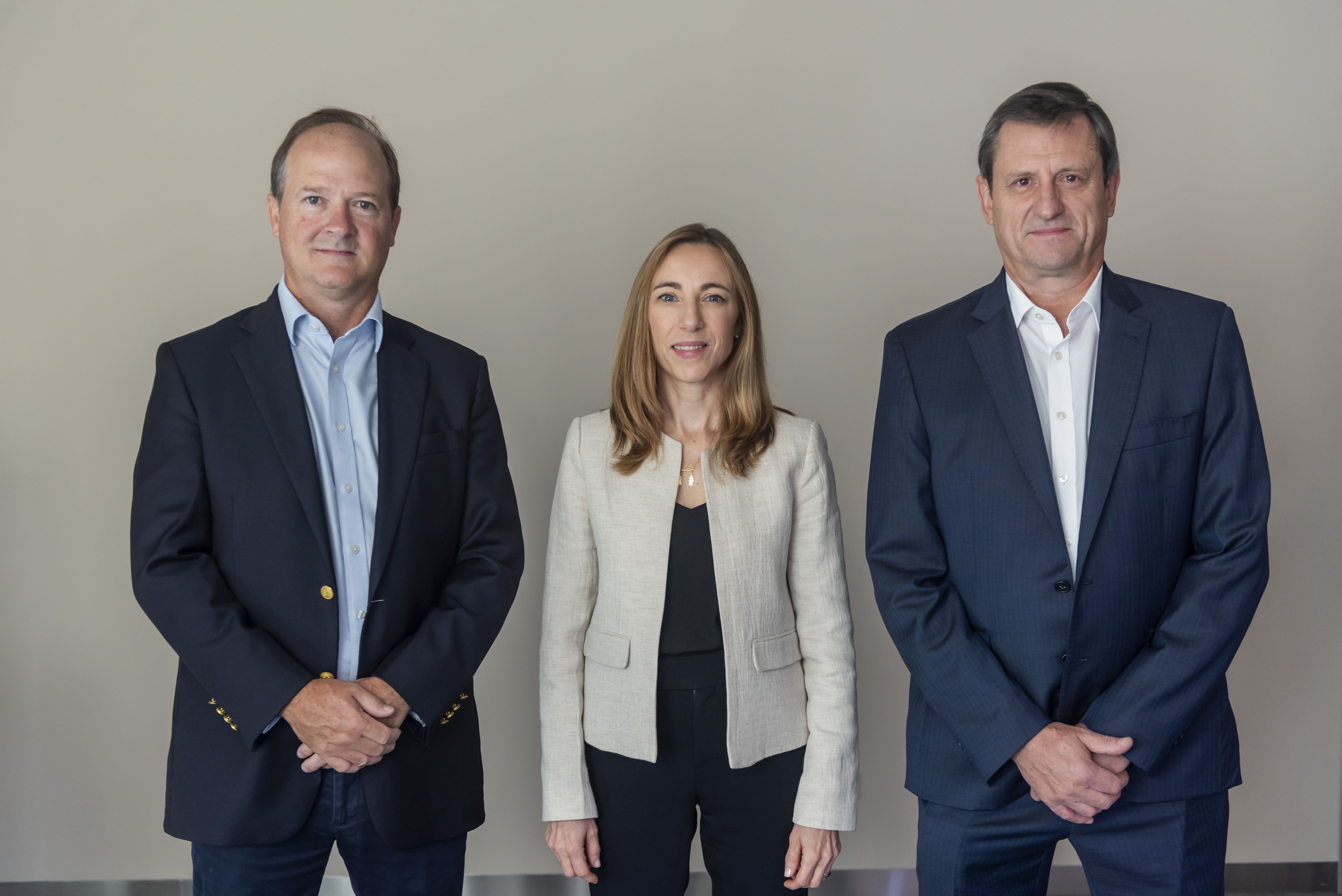 Daniel Gonzales (director Ejecutivo de IDEA), Paula Altavilla (presidenta de IDEA) y Santiago Mignone (presidente de 59° Coloquio de IDEA).