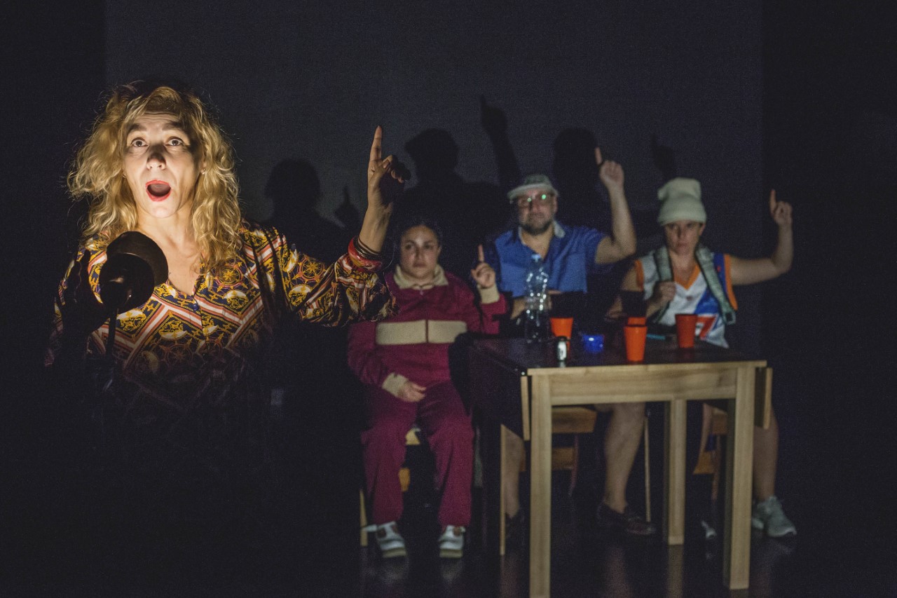 Escena de la obra "Digan wisky".
