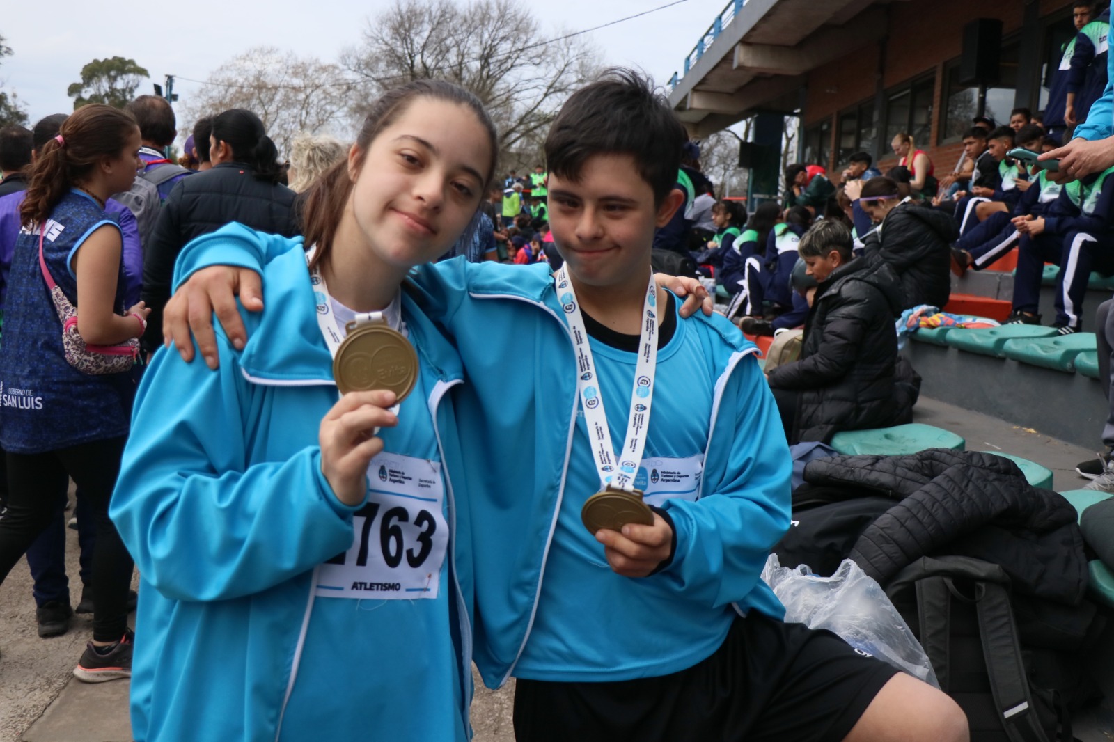 Los marplatenses Zoe Roveretti y Lucas Pardo sumaron entre ambos tres medallas doradas para Buenos Aires.