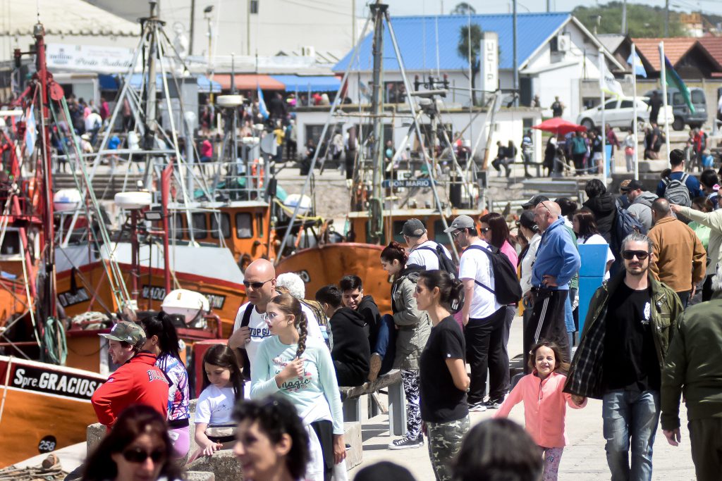 Más de 160 mil turistas llegaron a Mar del Plata en el fin de semana largo  « Diario La Capital de Mar del Plata