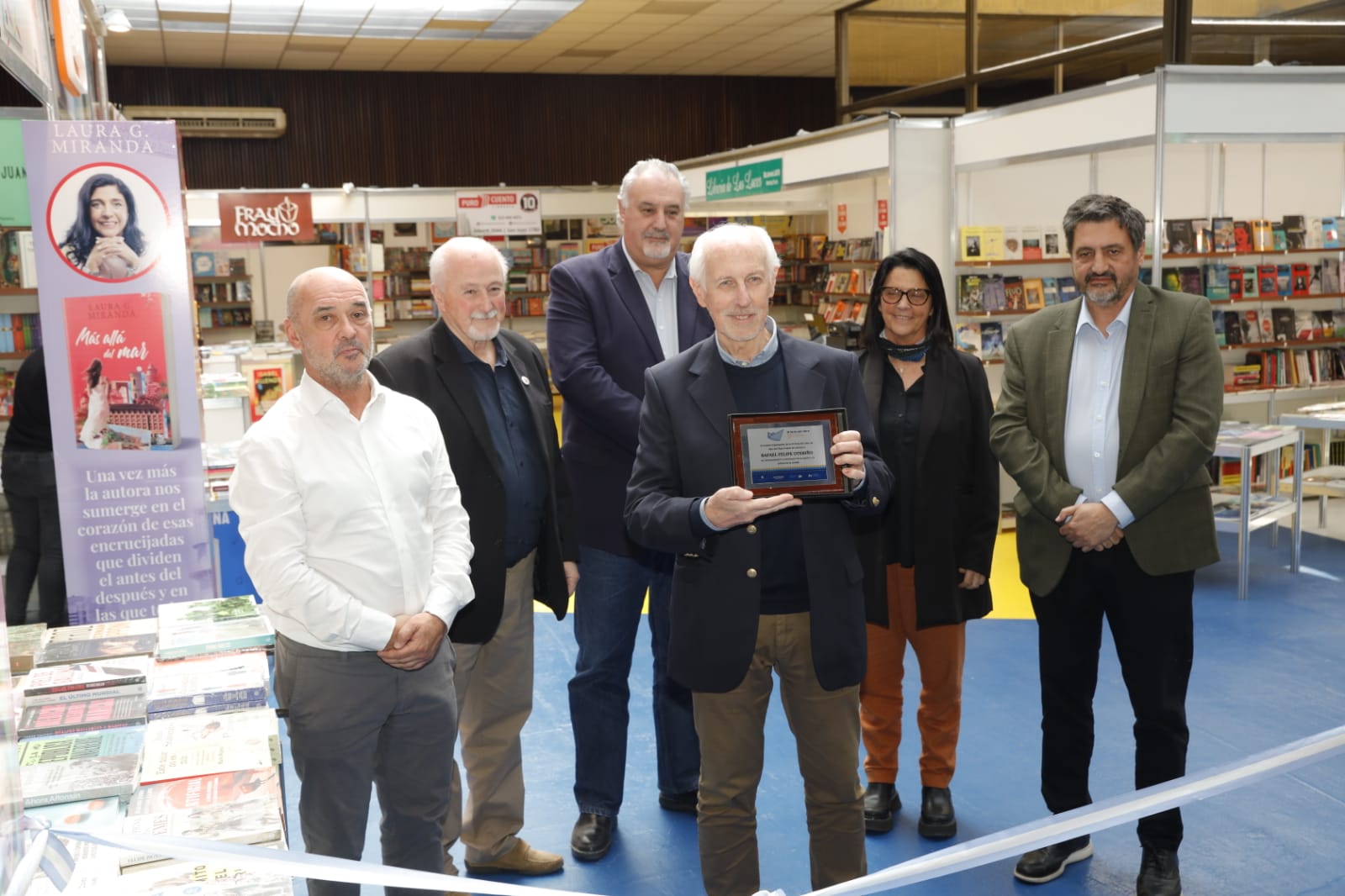 El arranque de la Feria, con la distinción a Rafael Oteriño.