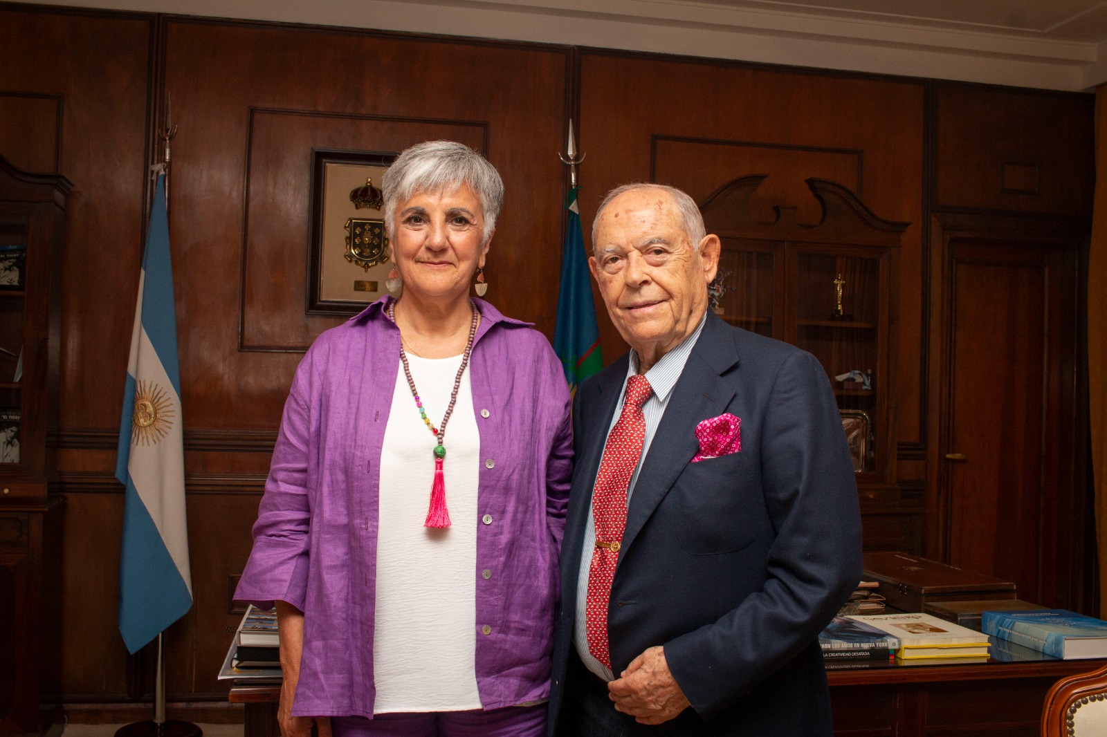 Florencio Aldrey recibió a la secretaria General del Sadop, Marina Jaureguiberry.
