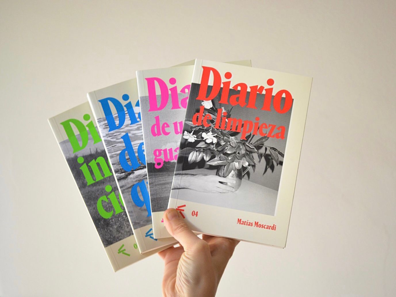 "Diario de limpieza" es la cuarta publicación de Bosque Energético, editorial independiente especializada en diarios íntimos. 