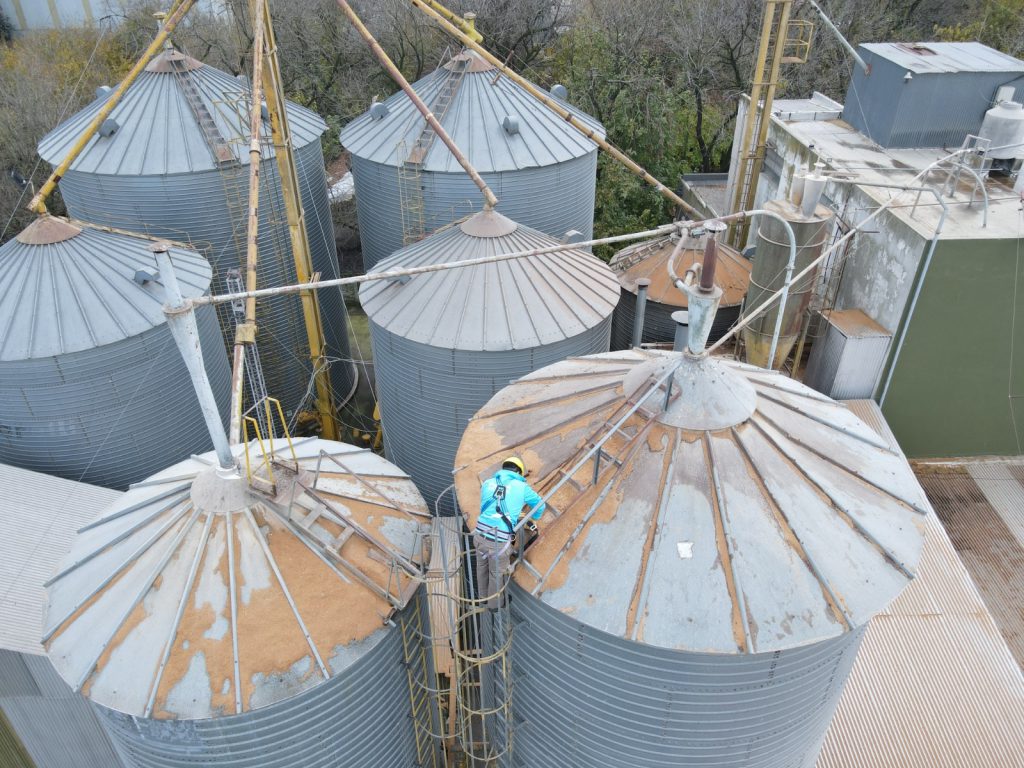 Silos2