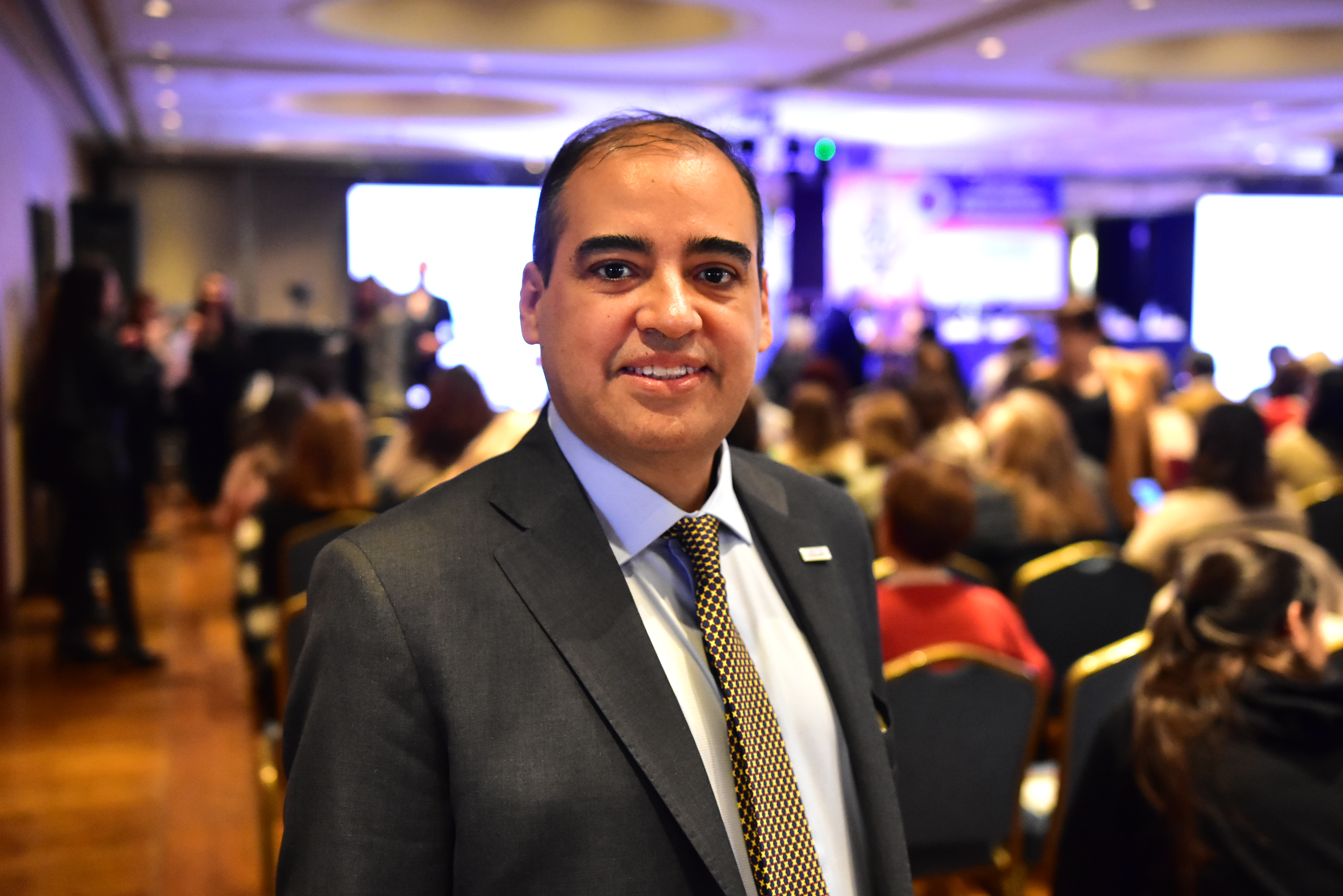 El secretario ejecutivo de Aiepba. Martin Zurita, en la apertura del congreso nacional de educación. 