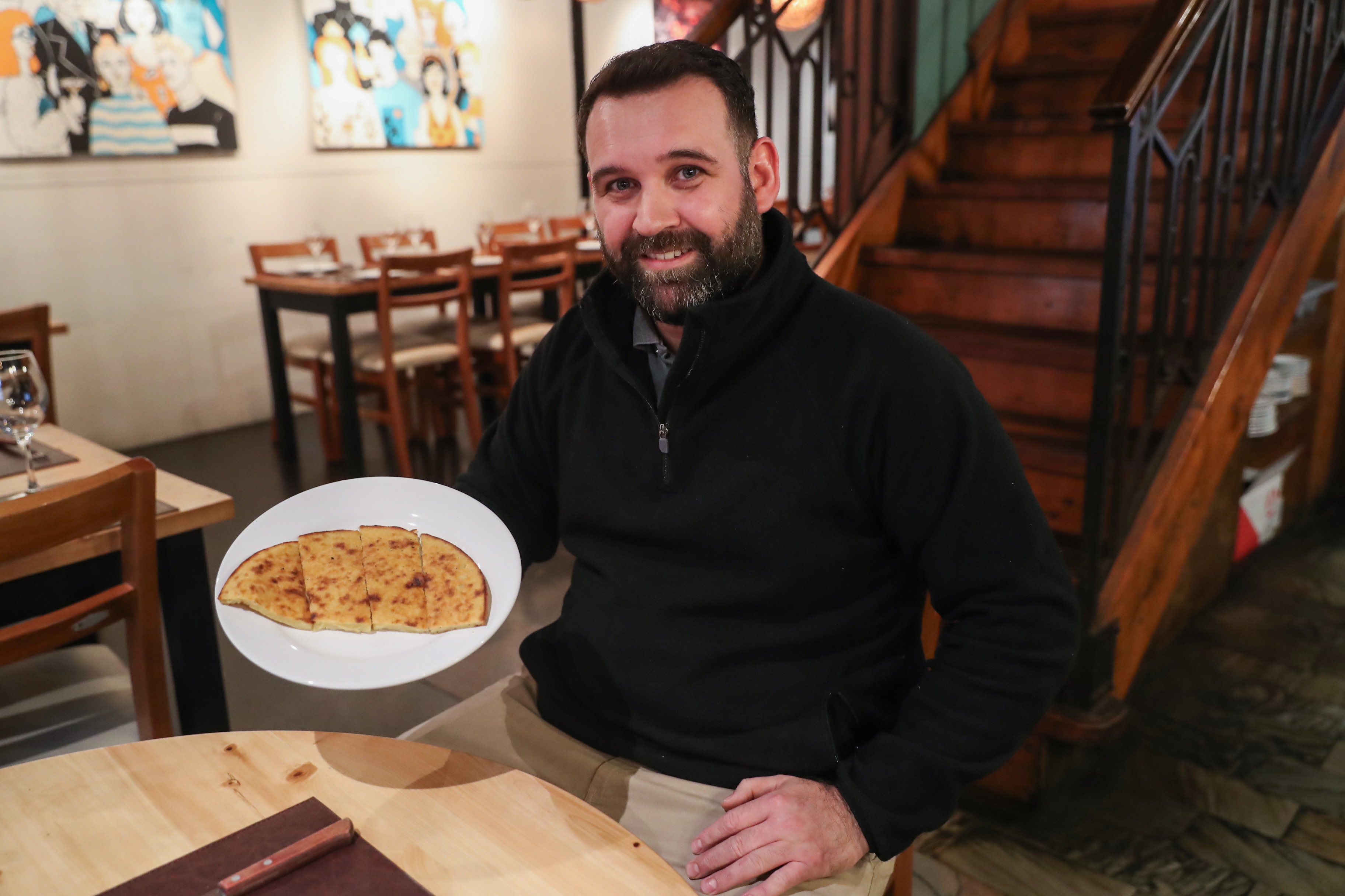 Fainá: de los navíos genoveses a plato gourmet en Uruguay