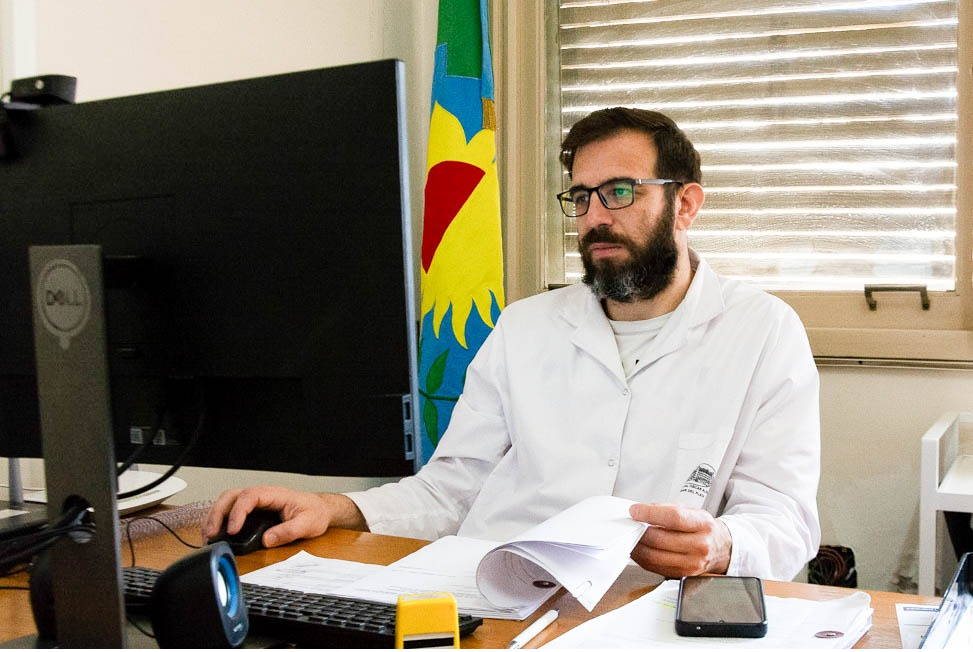 El bioquímico Matías Tartara asumió recientemente como director del Hospital Interzonal General de Agudos (HIGA).