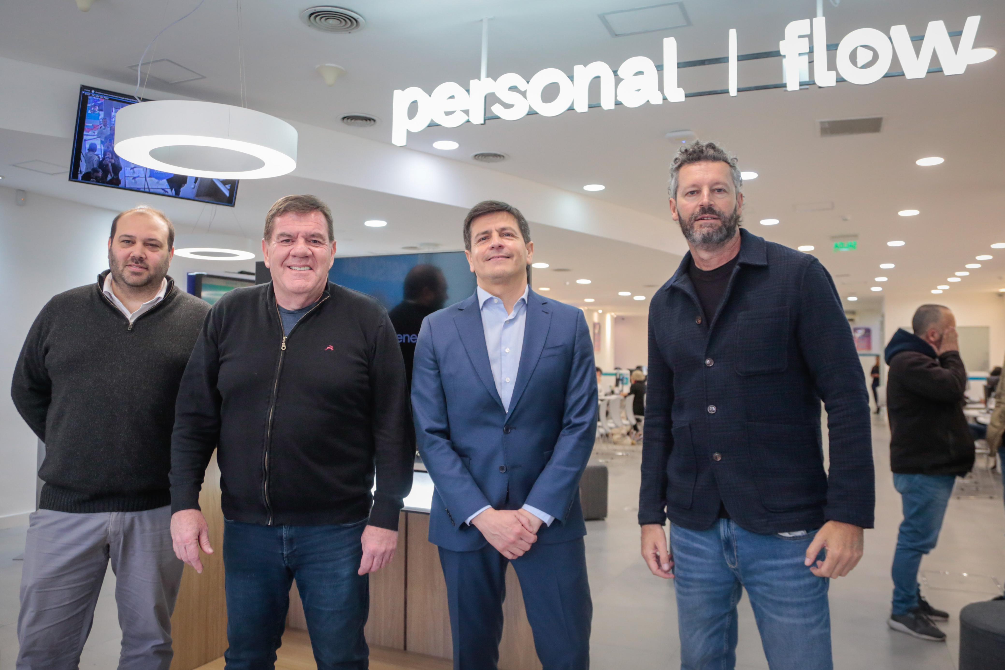 Luis Rojo, Jefe comercial, Guillermo Montenegro, Ramón Arellano (gerente de Asuntos institucionales) y  Fernando Muro 