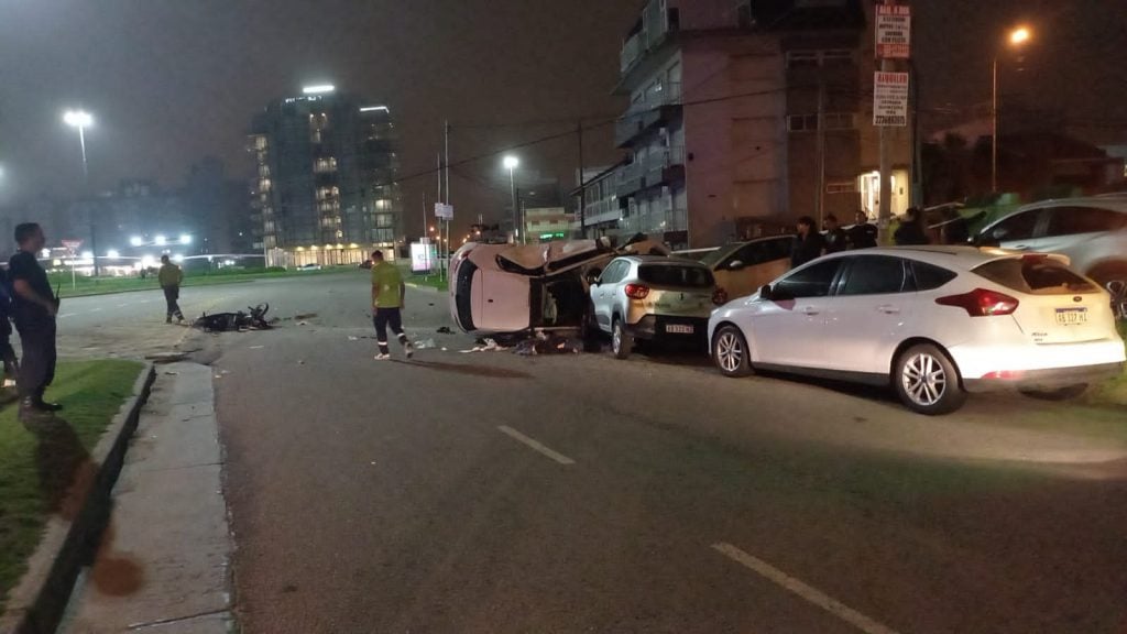 El hecho ocurrió en la costa, a pocos metros de la rotonda de Constitución.