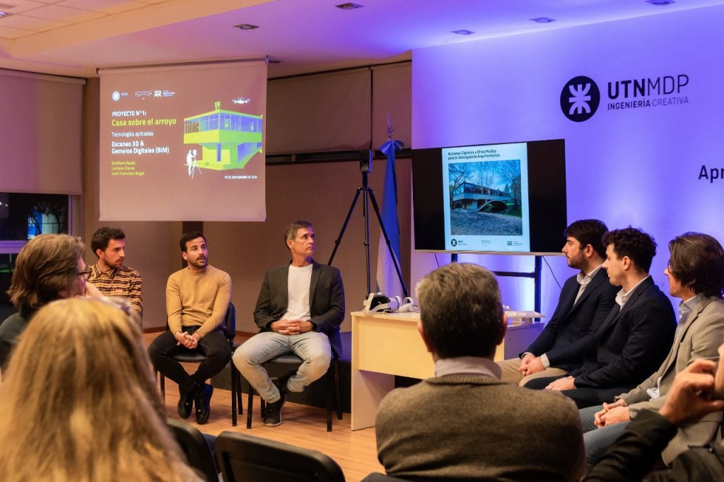 Un momento de la presentación del proyecto y del equipo de trabajo en la UTN.