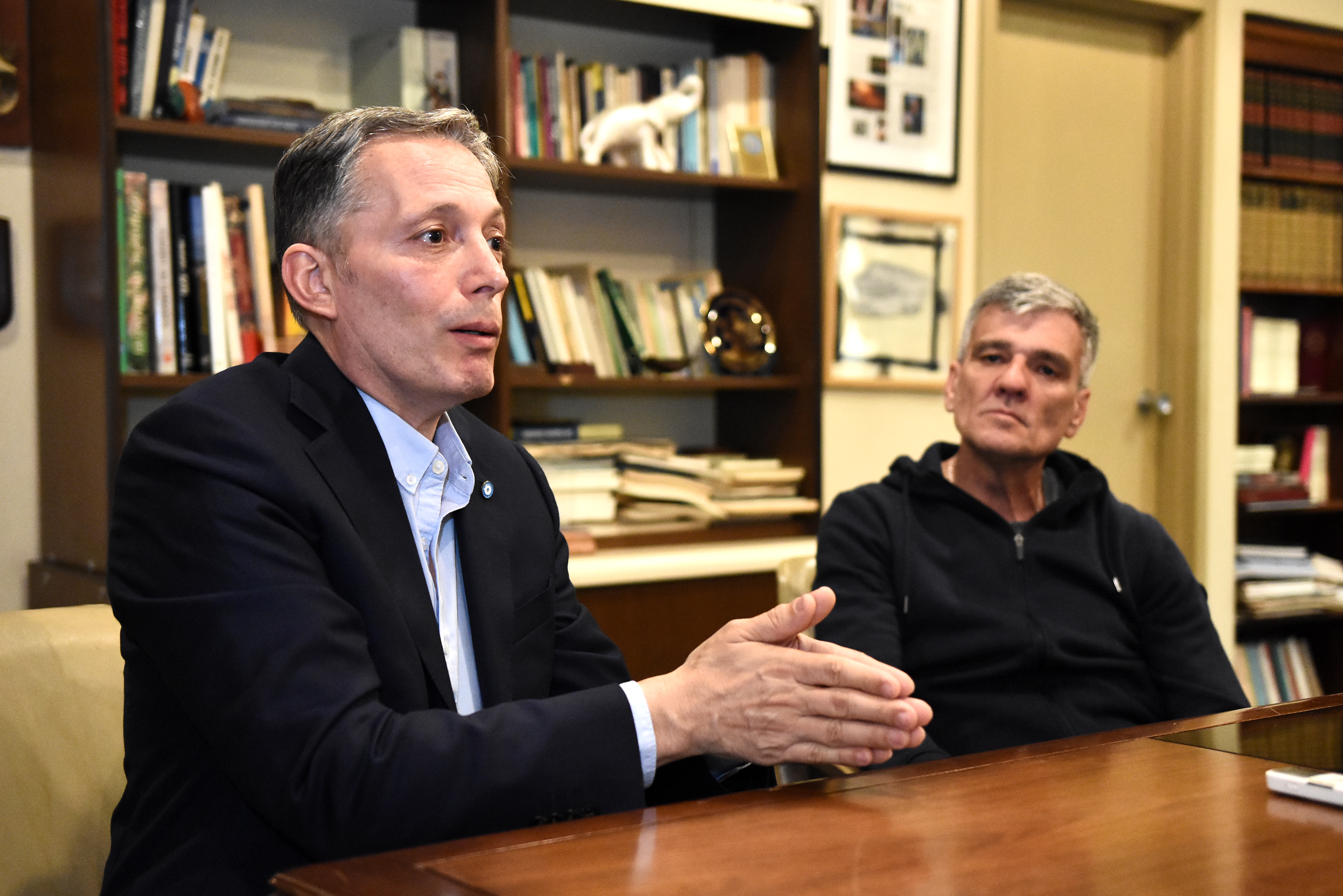 Fernando Gray y Juan Zabaleta aseguran que el peronismo debe renovarse.