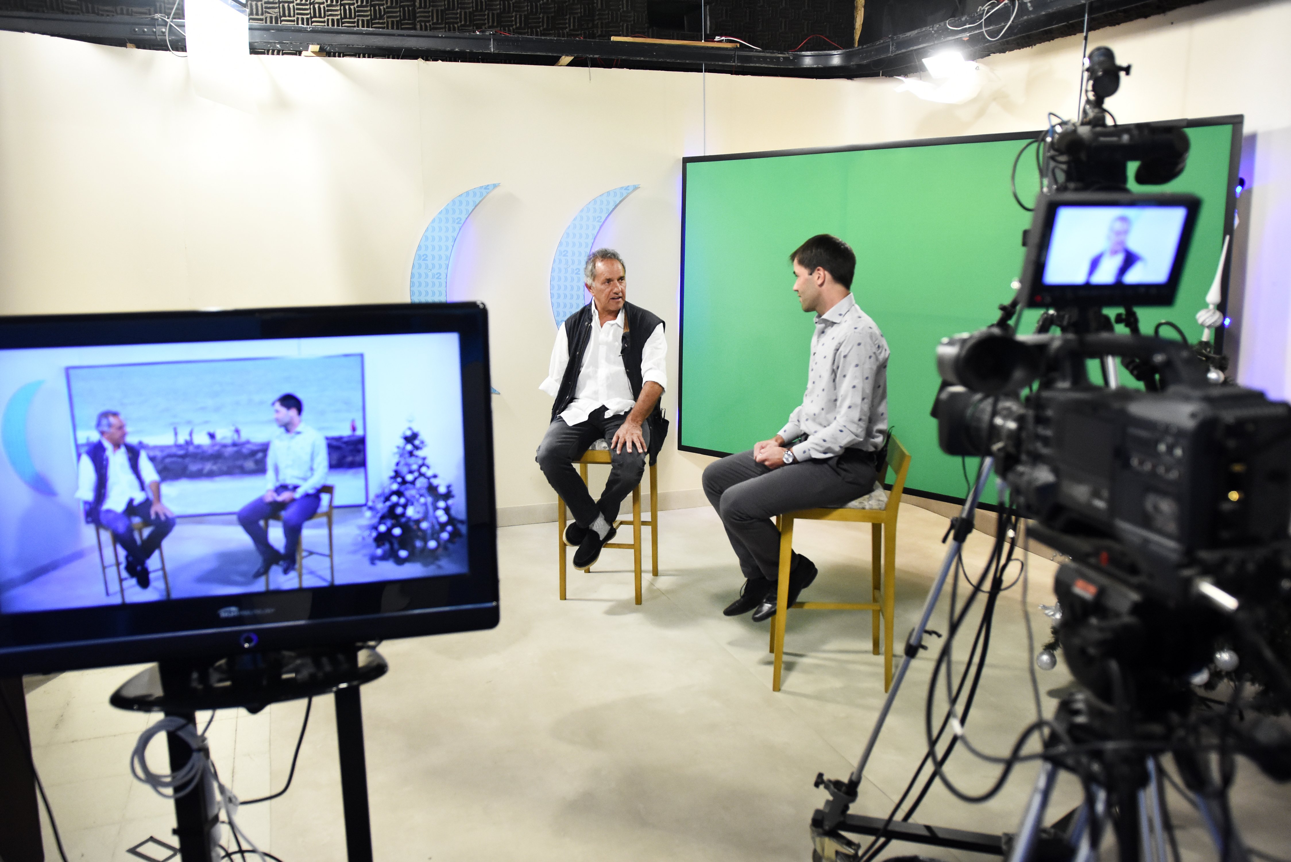 Daniel Scioli, durante la entrevista con Canal 2.