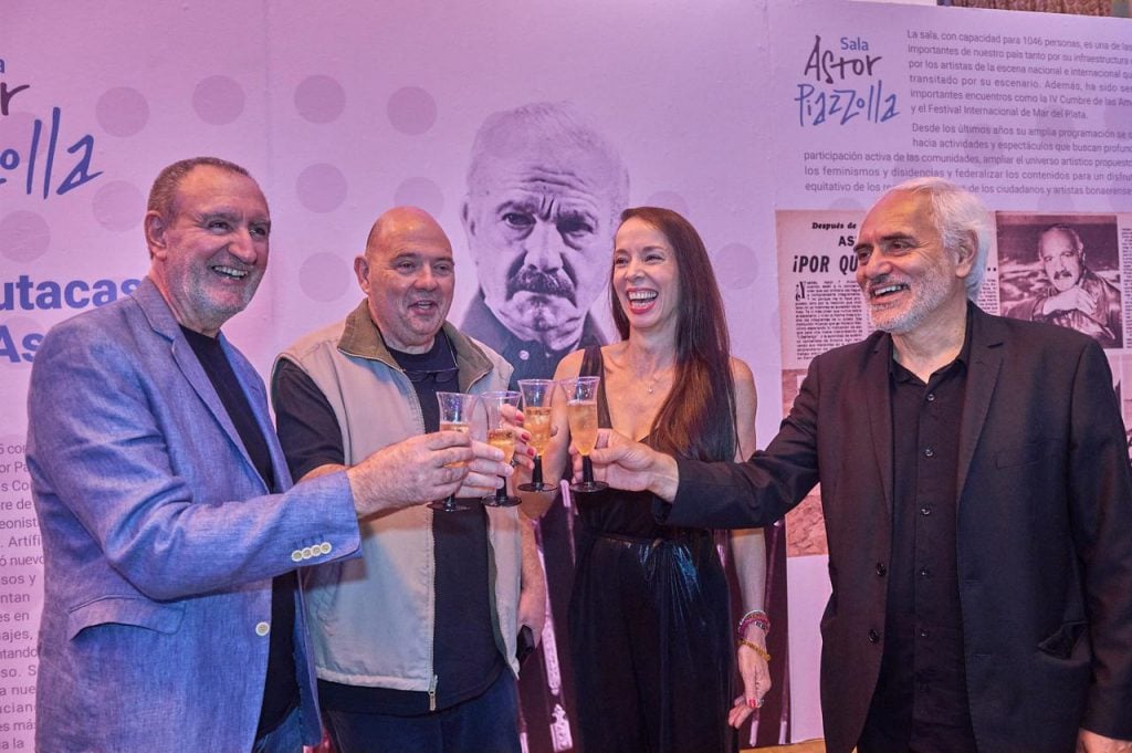 Vito Amalfitano, Carlos Rottemberg, Victoria Oneto y Marcelo Marán durante la presentación de la temporada del Auditorium. 