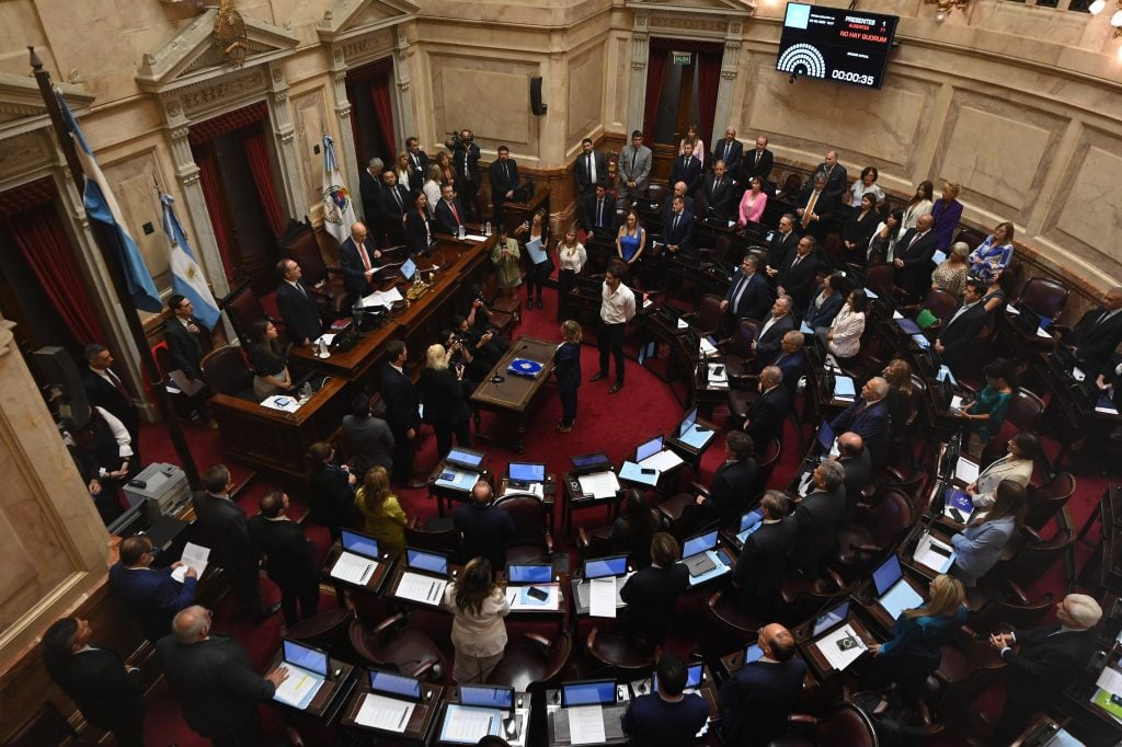 Senado argentino aprueba suspensión de PASO en medio de escándalo