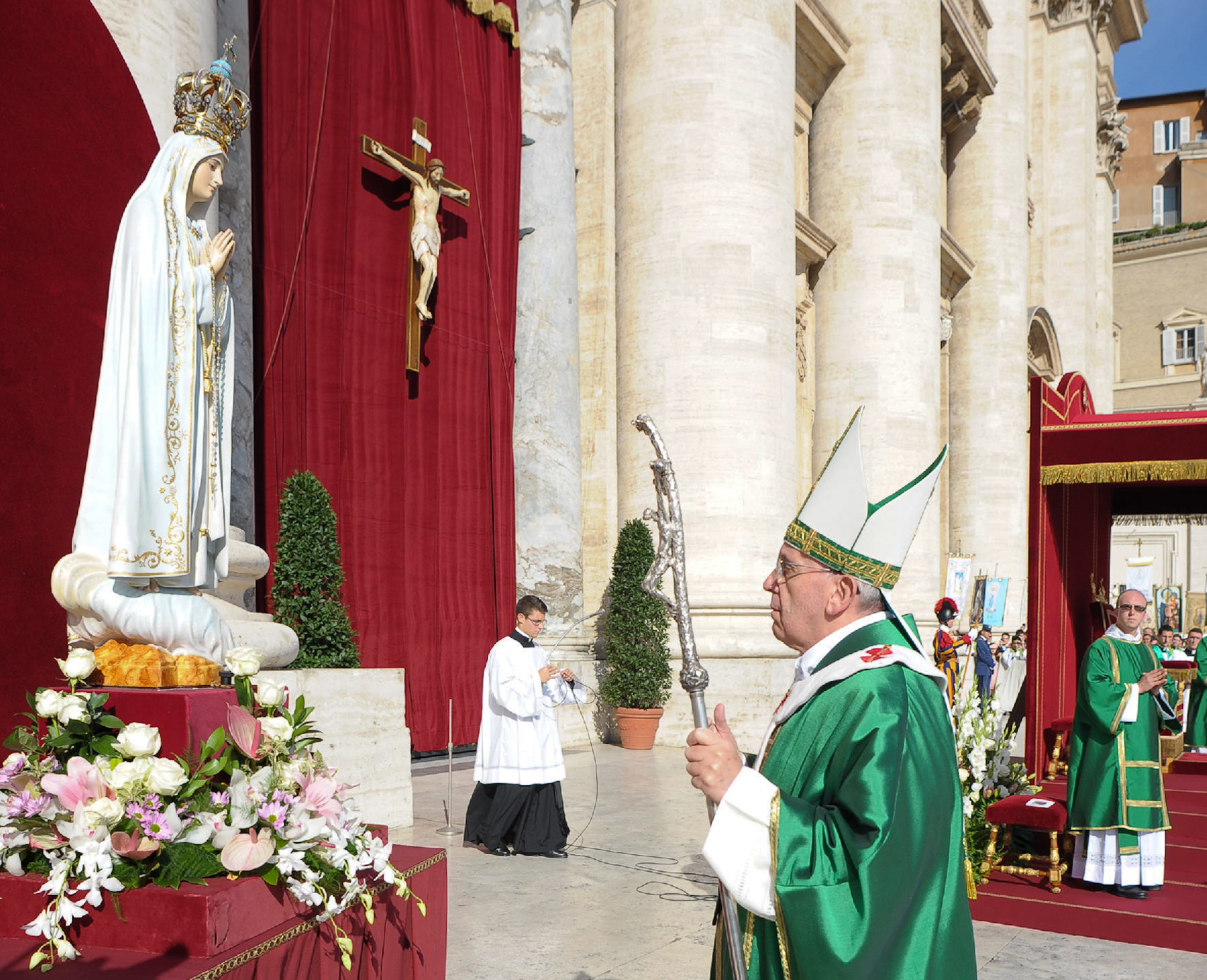 Virgen-de-Fatima-papa-Francisco-2013