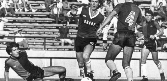 Kimberley y Newell's durante el último enfrentamiento oficial entre ambos en 1983. Foto archivo diario LA CAPITAL.