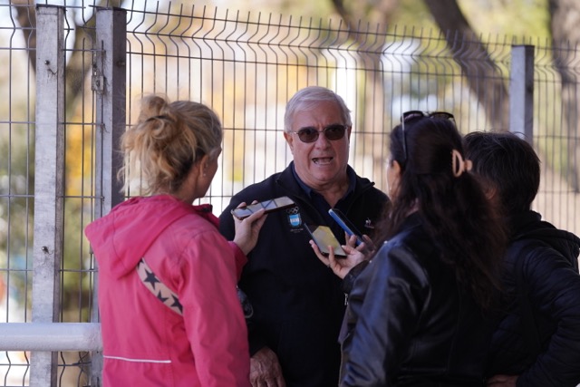 Foto: Alejandro Salgado/COA. Rueda de prensa informal con representantes de los medios marplatenses.