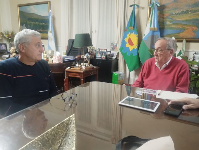 Gustavo Barrera, el axelista de Villa Gesell, y Miguel Lunghi, el intendente radical de Tandil.