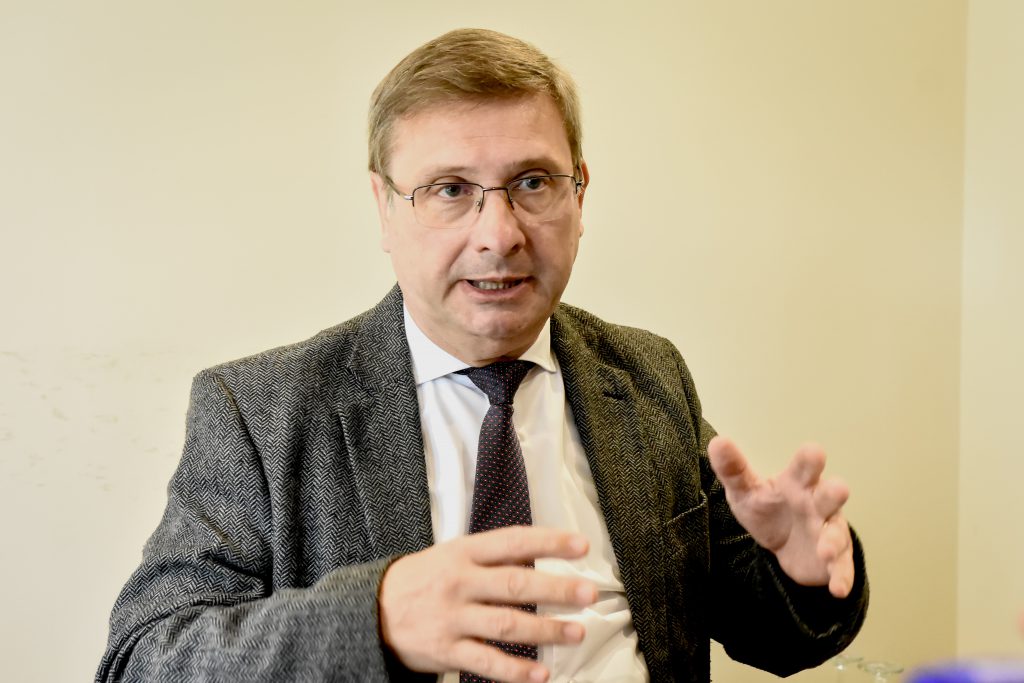 El rector de la Universidad Fasta, Juan Carlos Mena.