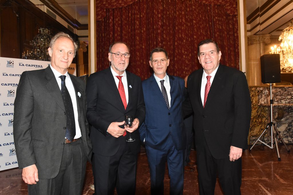 El fiscal Daniel Adler, los jueces Roberto Falcone y Alejandro Tazza y el intendente Guillermo Montenegro.