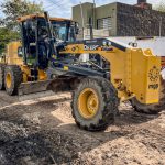 Avanzan obras de bacheo y mantenimiento vial en distintos barrios