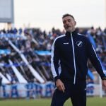 Alvarado tocó fondo: perdió con Arsenal y se terminó el ciclo de Pablo Quattrocchi