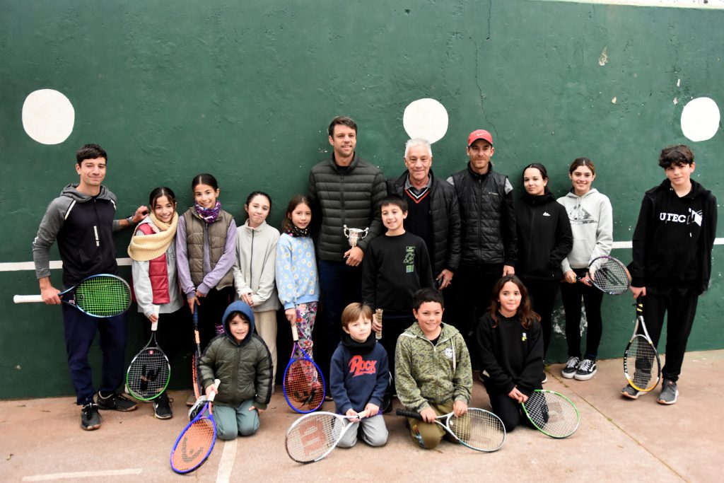 Zeballos 11