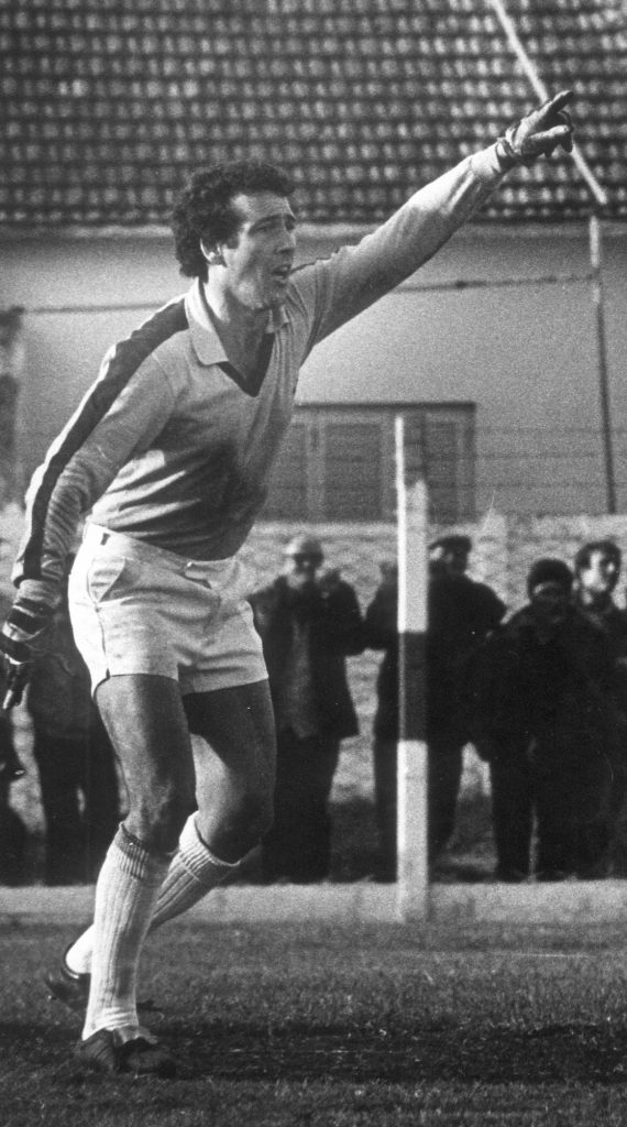 La "Fiera" Rolando Ucha logró un largo invicto en el arco de Aldosivi en 1974.
