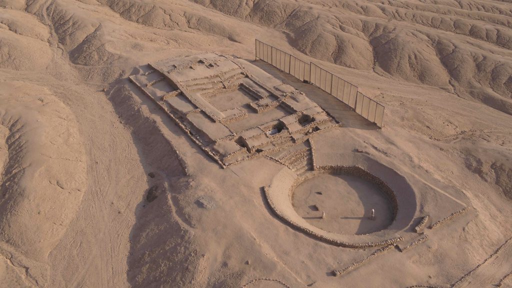 Peñico, la joya prehispánica de Perú de más de 3.800 años, abre sus ...