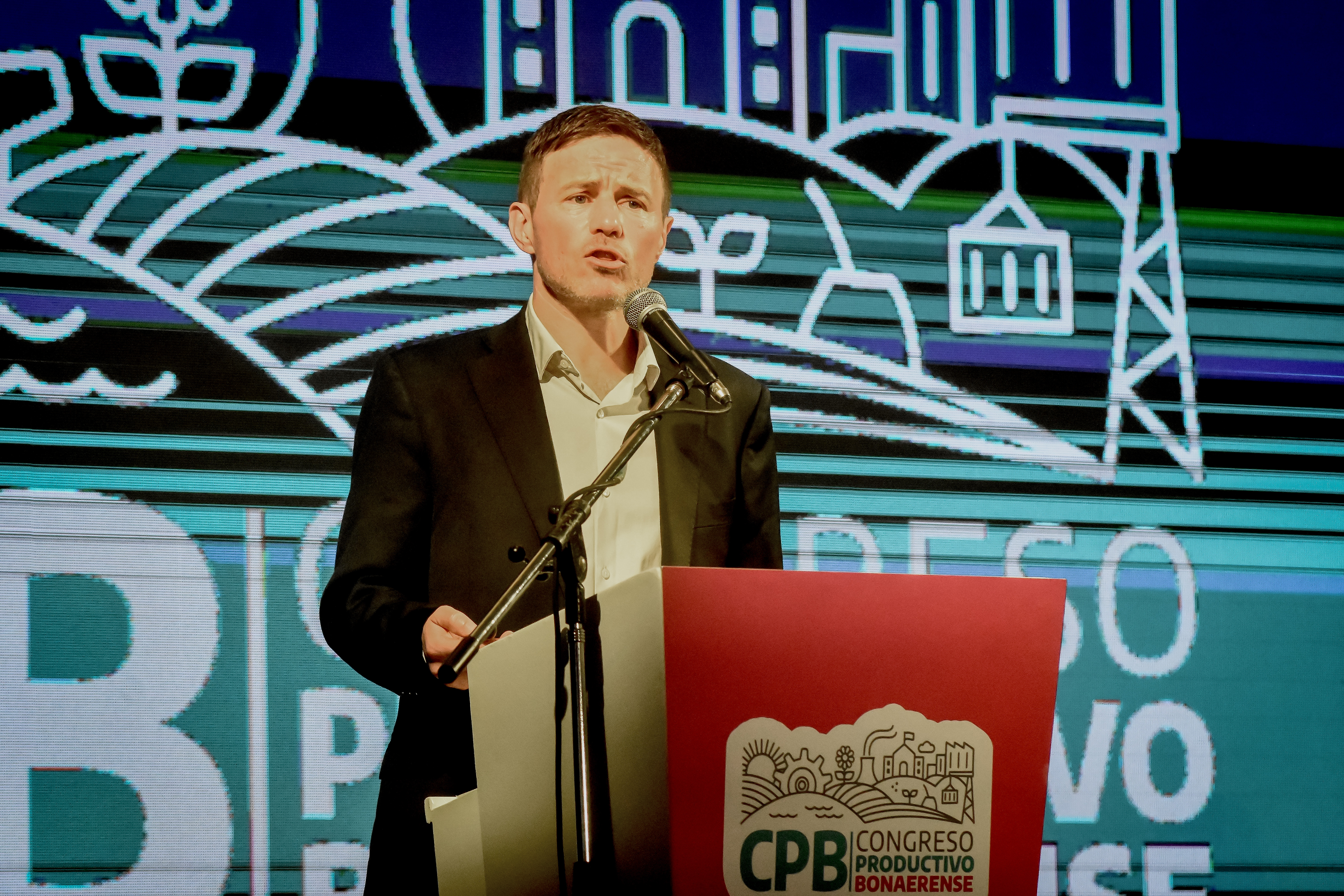 Augusto Costa, ministro de Producción bonaerense.