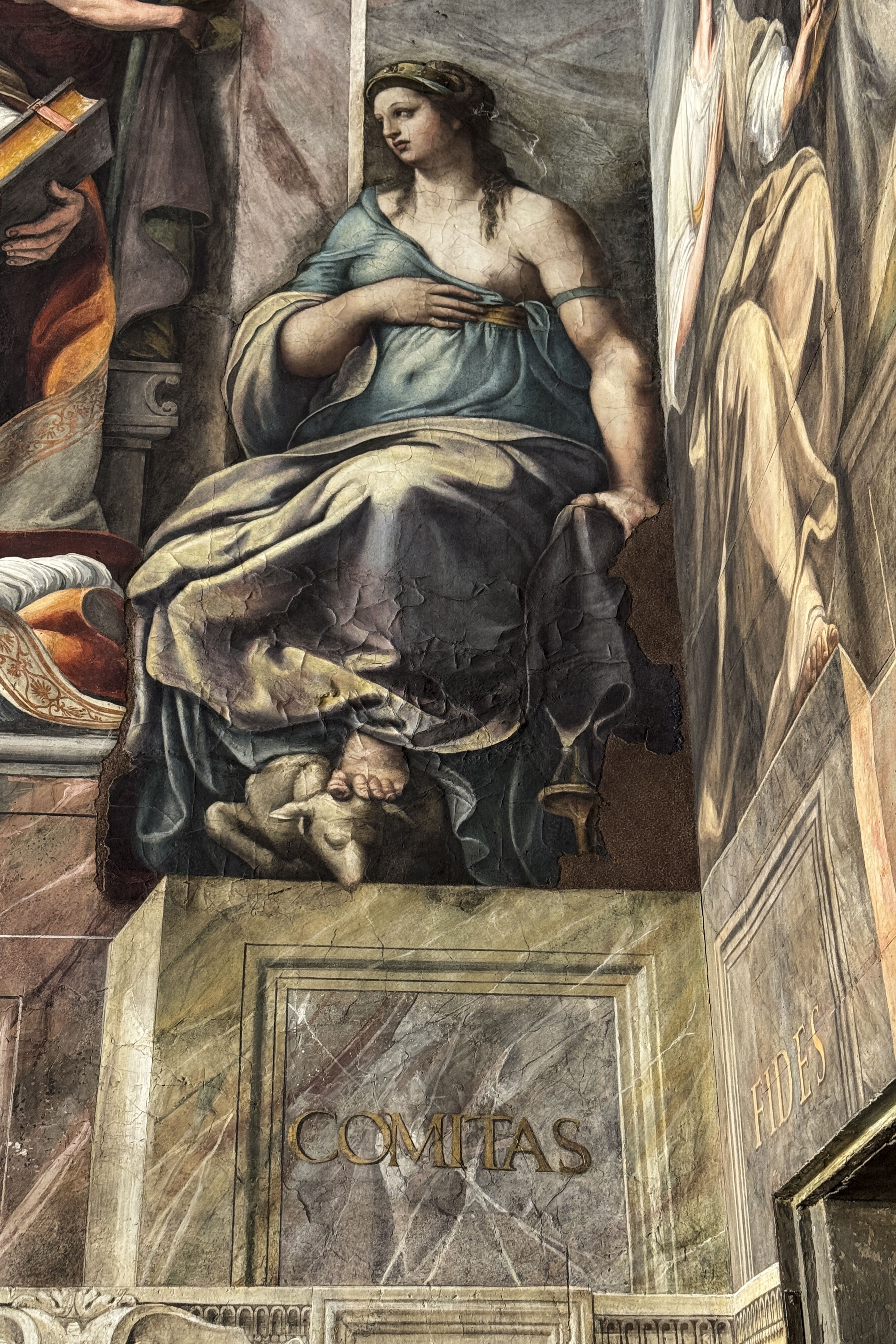 La Sala de Constantino de Rafael en los Museos Vaticanos vuelve a resplandecer
