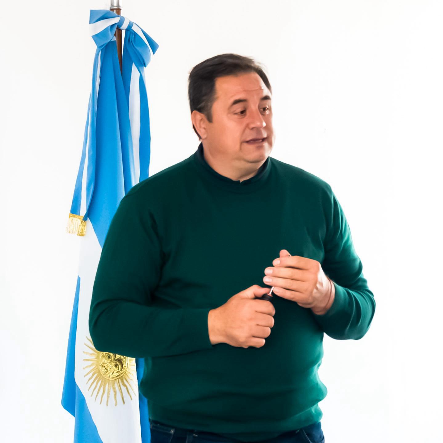 Rodolfo "Manino" Iriart. 