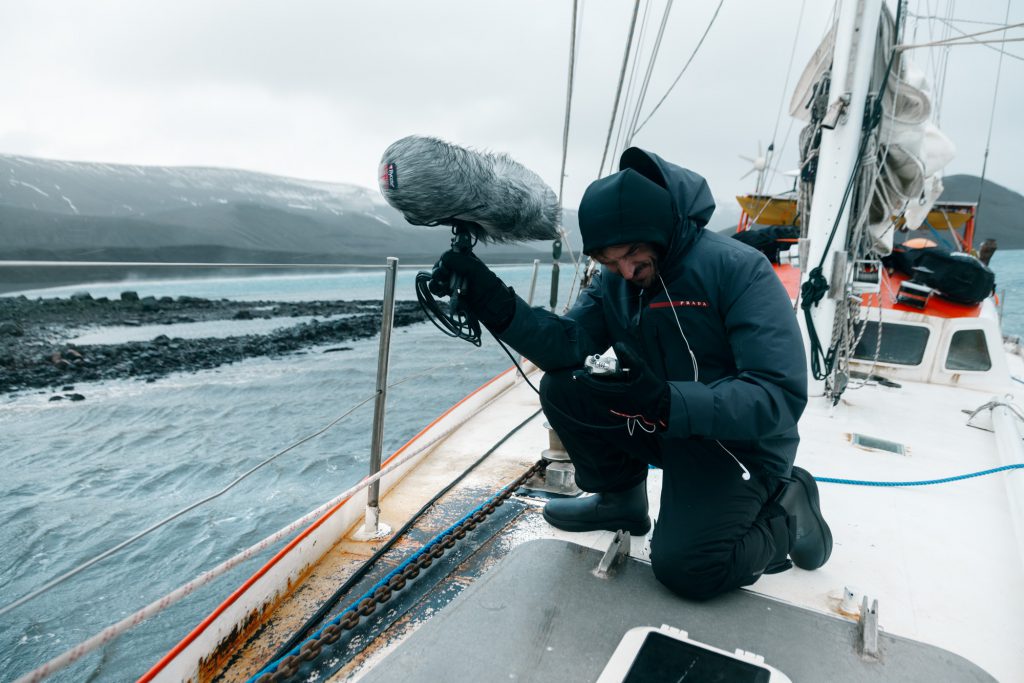 ANT_230322_Deception-75