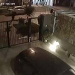 Video: &#8220;motochorros&#8221; le roban el auto a un hombre en Cardiel y Tejedor
